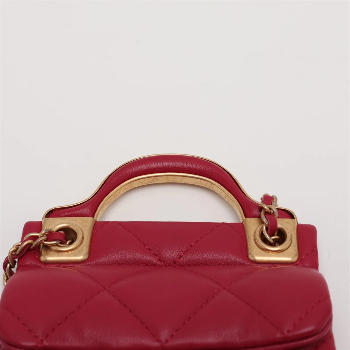 Matelassé Lambskin 2-Way Handbag, Red with Gold Hardware, Item Number 31487397 (Serial Number 31) — view 6