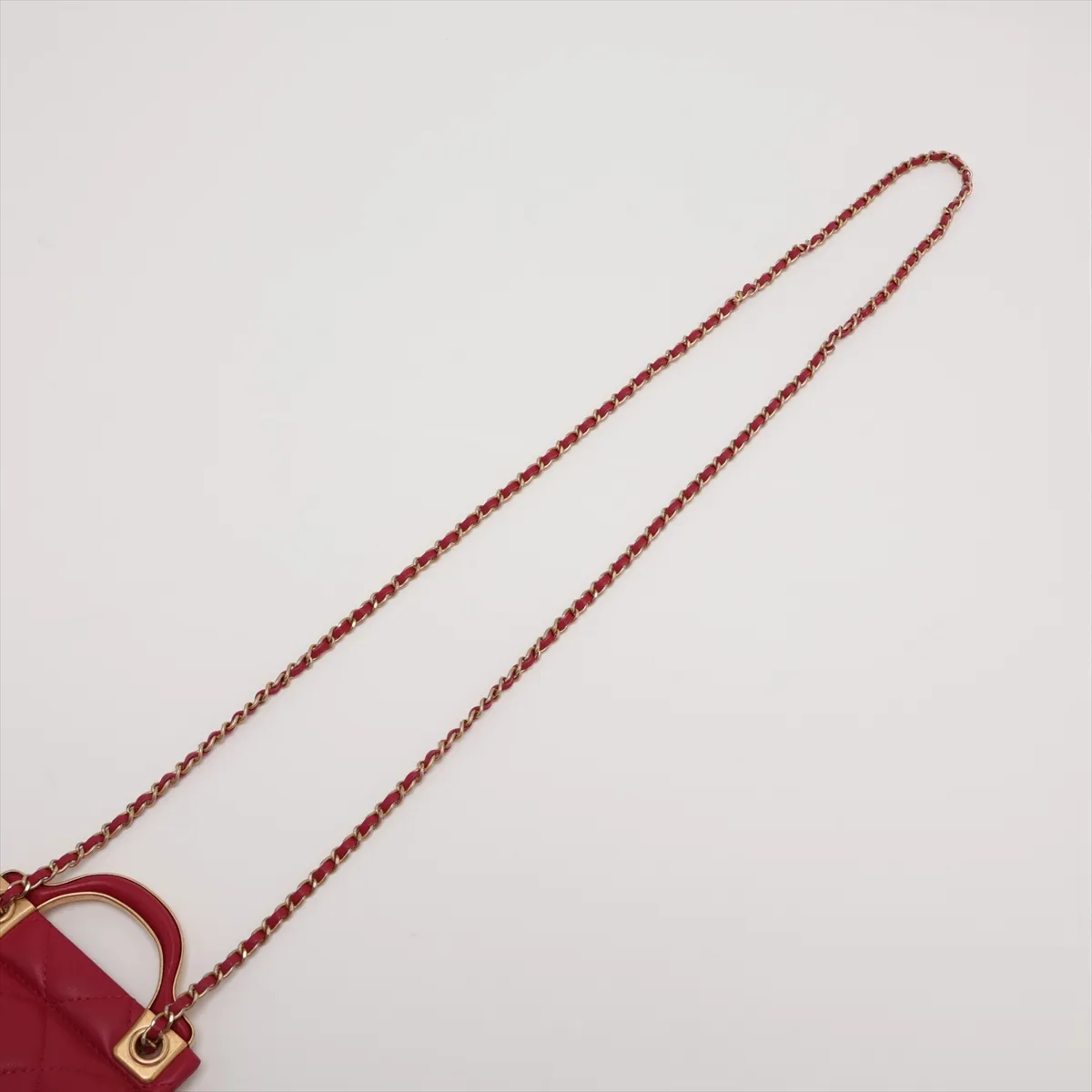 Matelassé Lambskin 2-Way Handbag, Red with Gold Hardware, Item Number 31487397 (Serial Number 31) — view 7