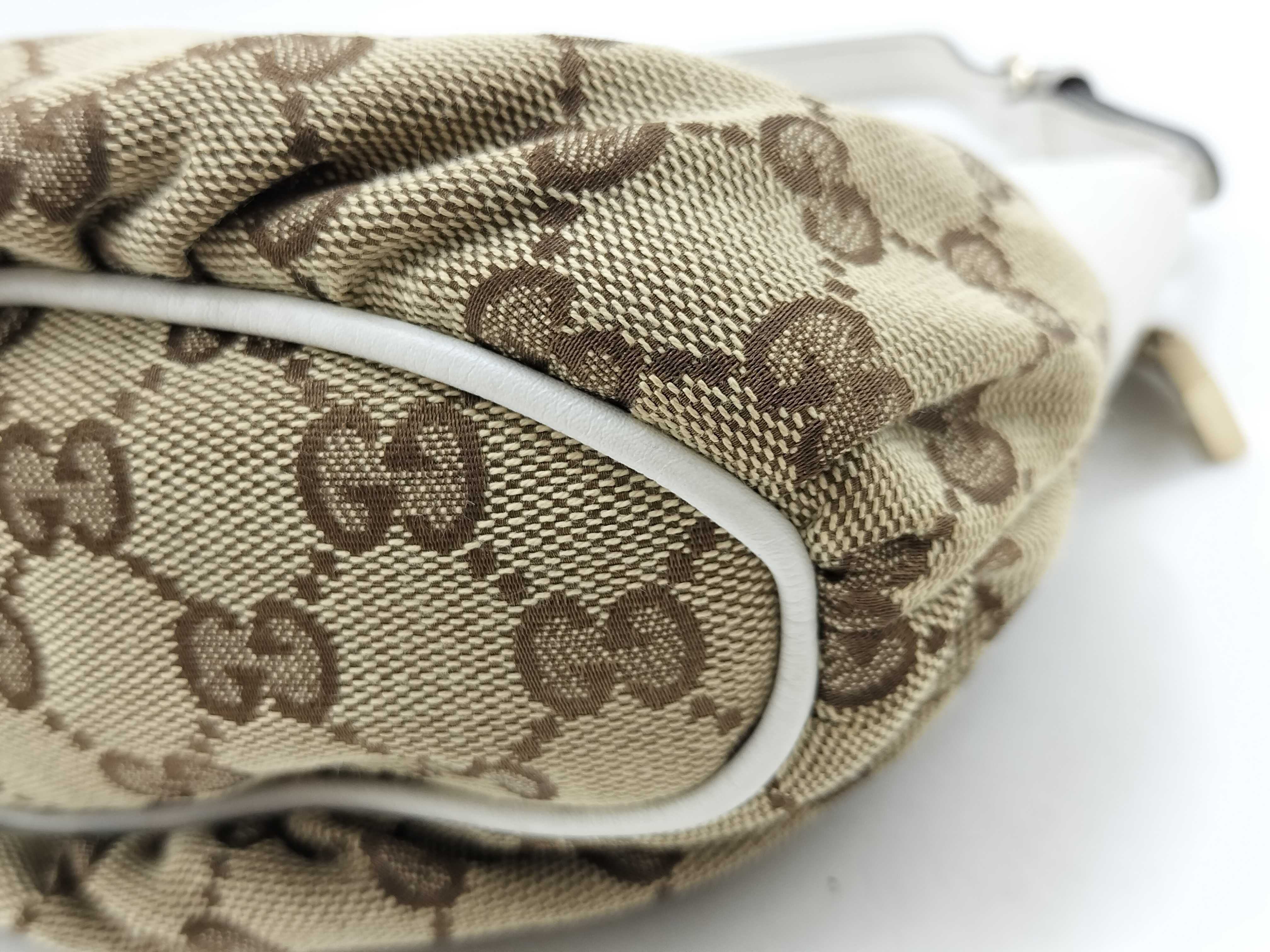 GG Canvas Hand Pouch, Beige — view 4