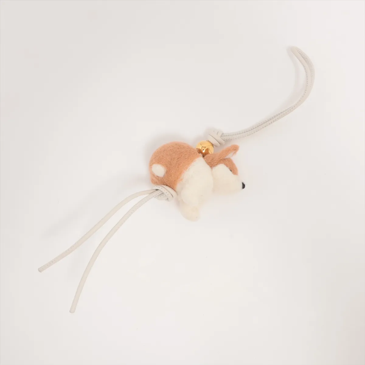 Animal Charm Felt White — view 2