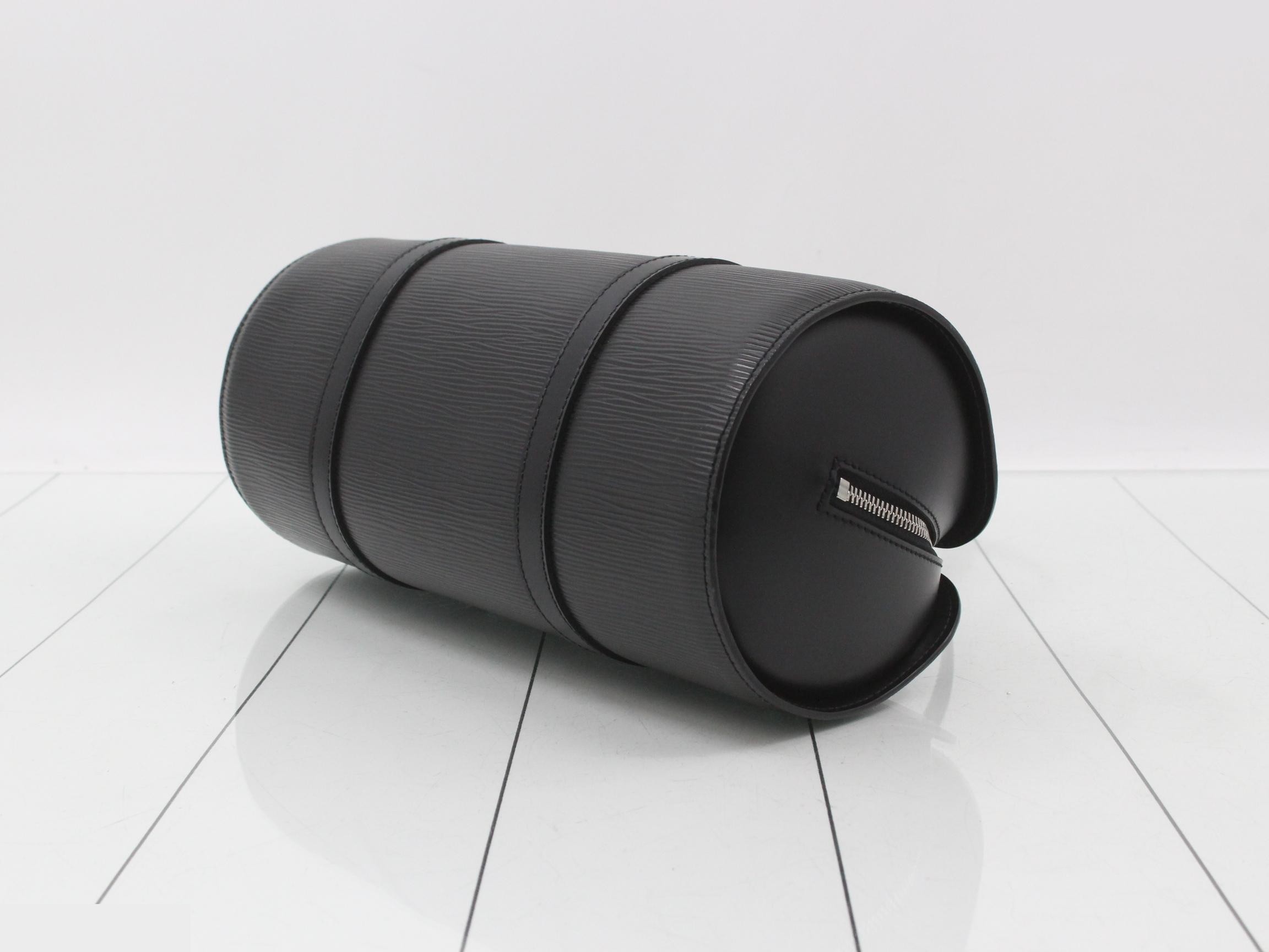 M52862 Soufflot with pouch — view 6