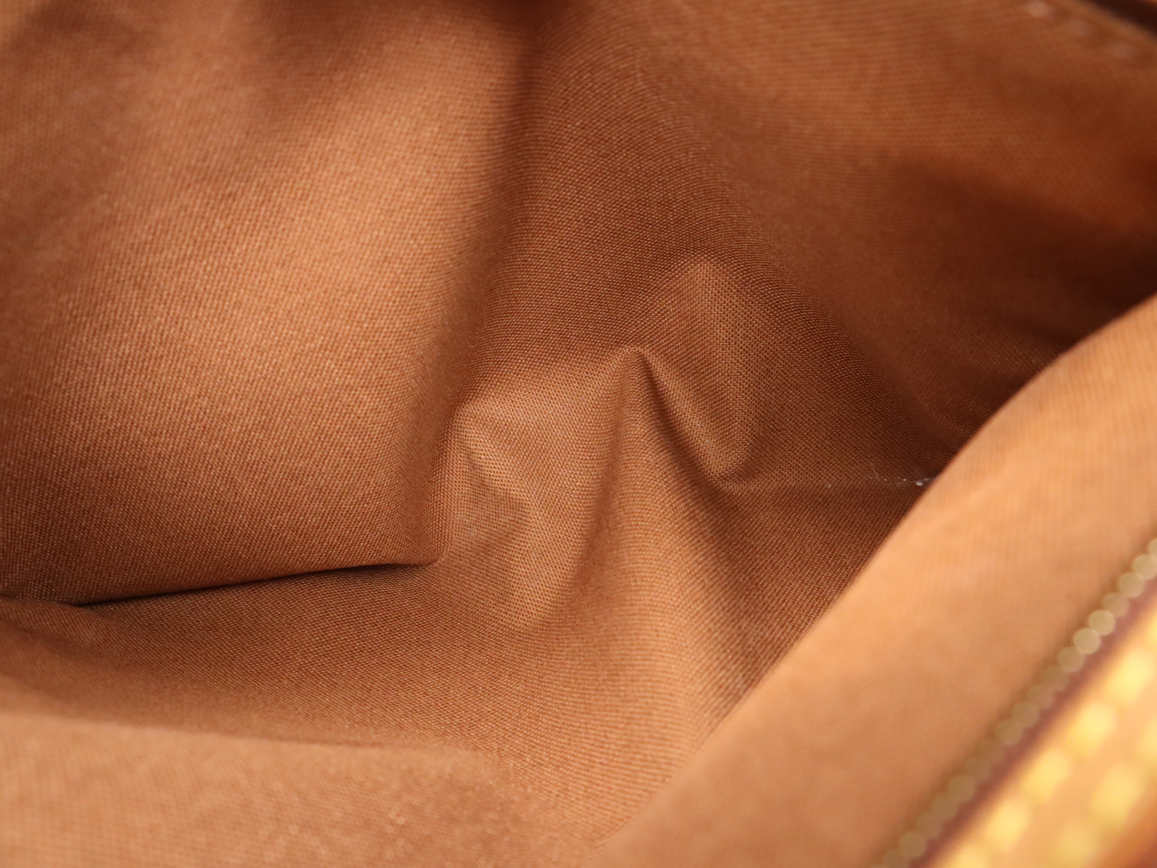M51151 Monogram Cabas Mezzo Tote Bag — view 11