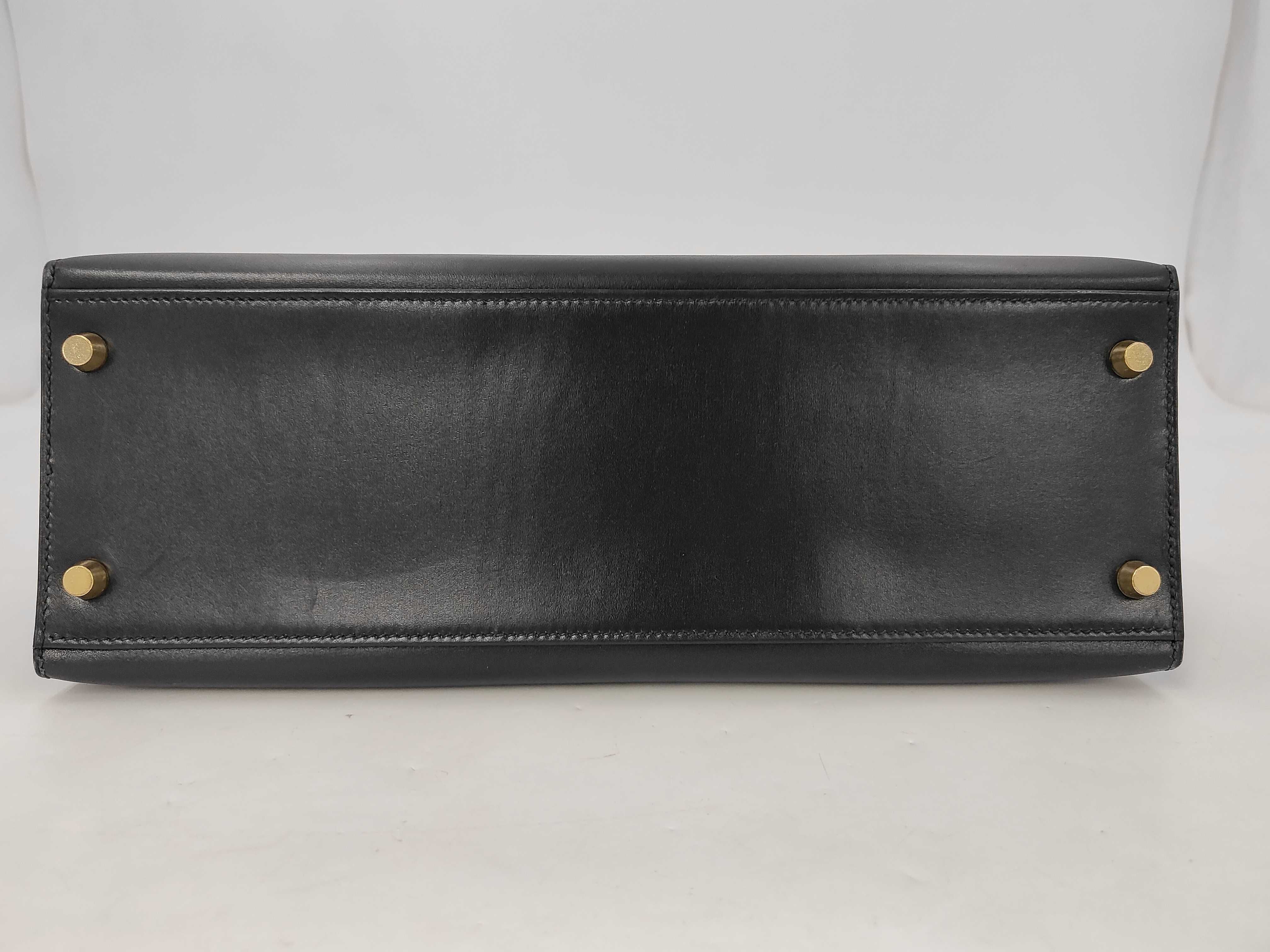 Kelly 32 Sellier Box Calf Black Gold Hardware E Handbag — view 7