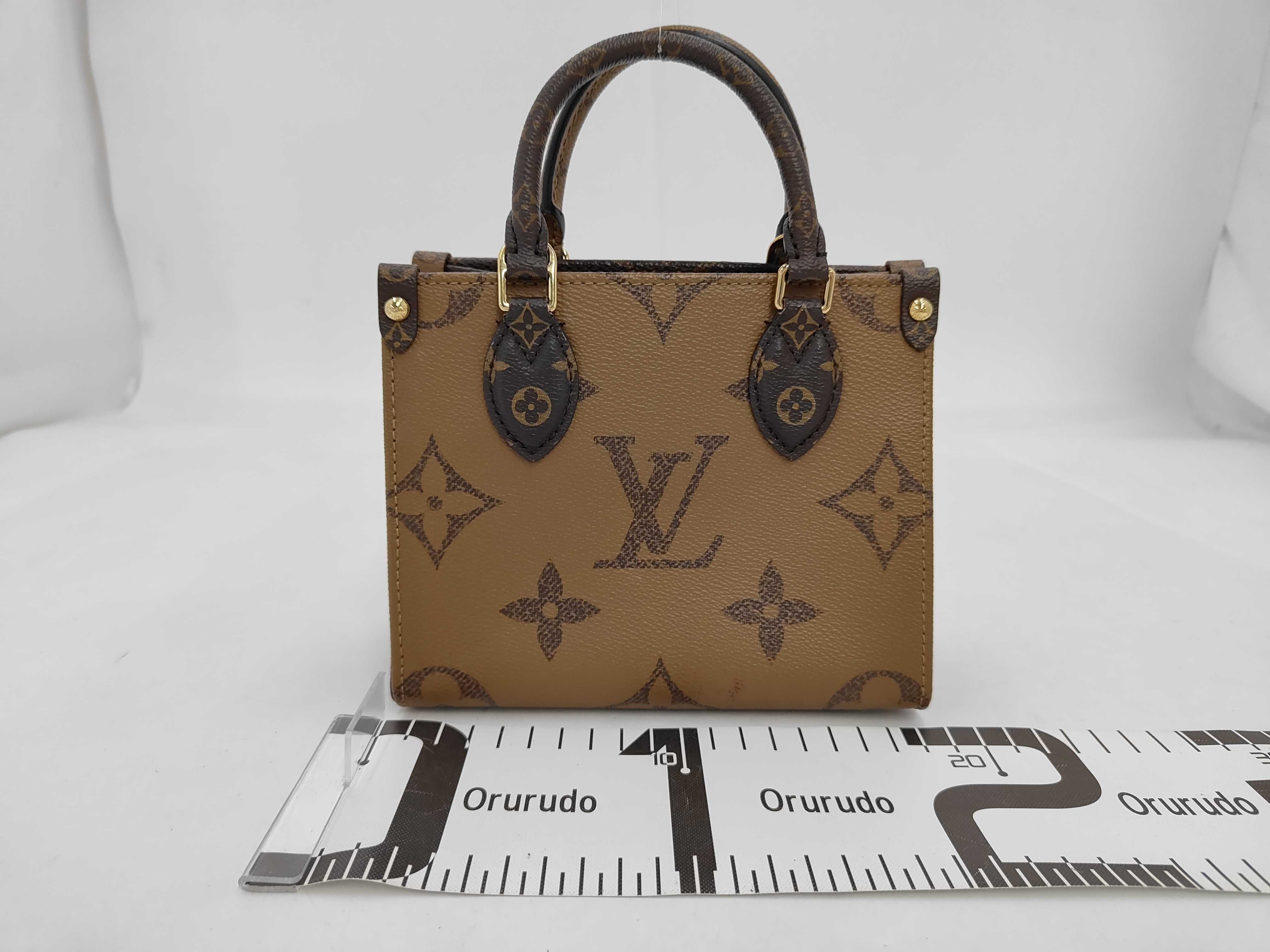 Monogram Giant OnTheGo BB M46839 Accessories: Shoulder strap, handbag — view 2