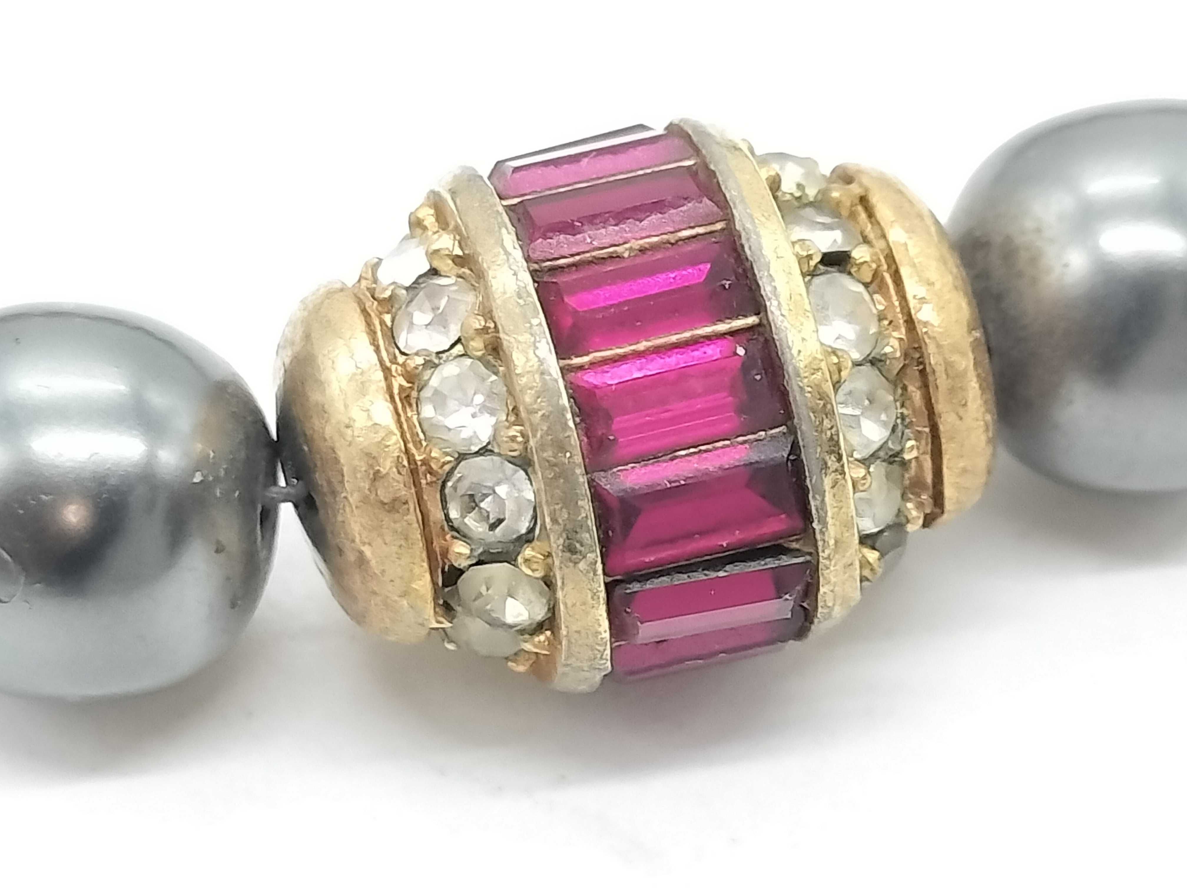 Pearl Rhinestone Necklace (Please note: Some plating has peeled off) — view 6