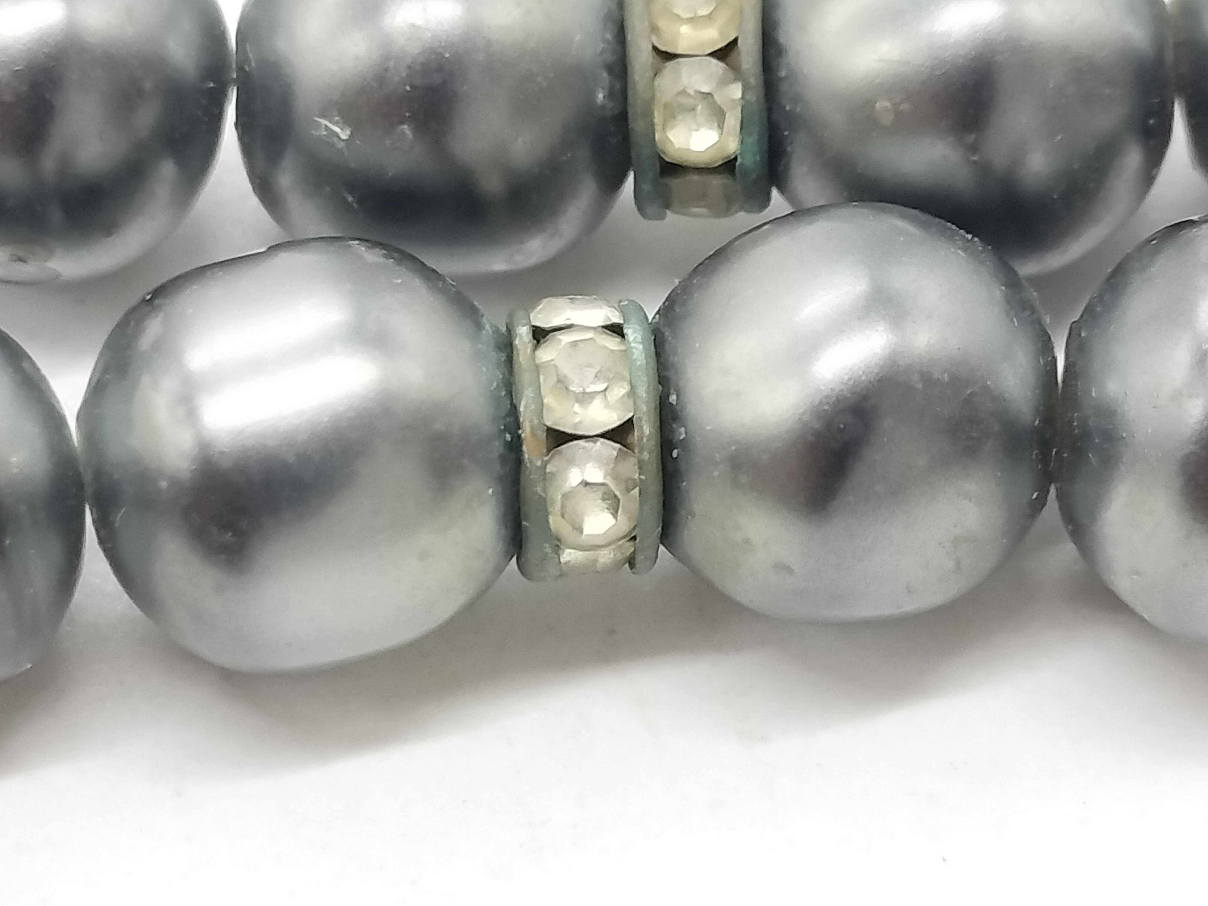 Pearl Rhinestone Necklace (Please note: Some plating has peeled off) — view 7