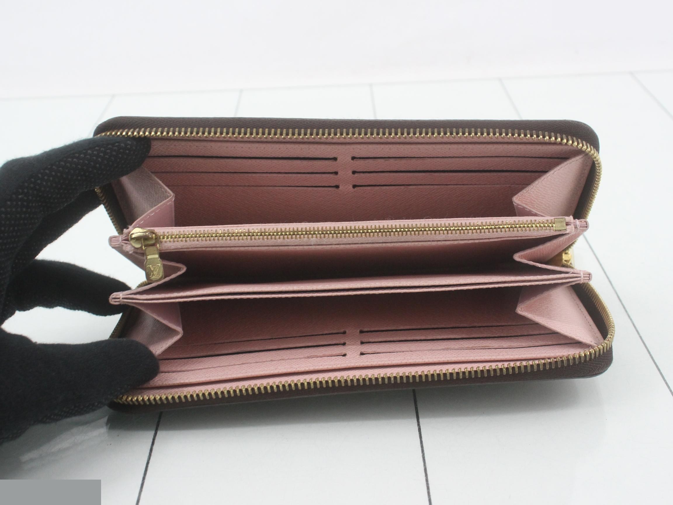Zippy Wallet — view 4