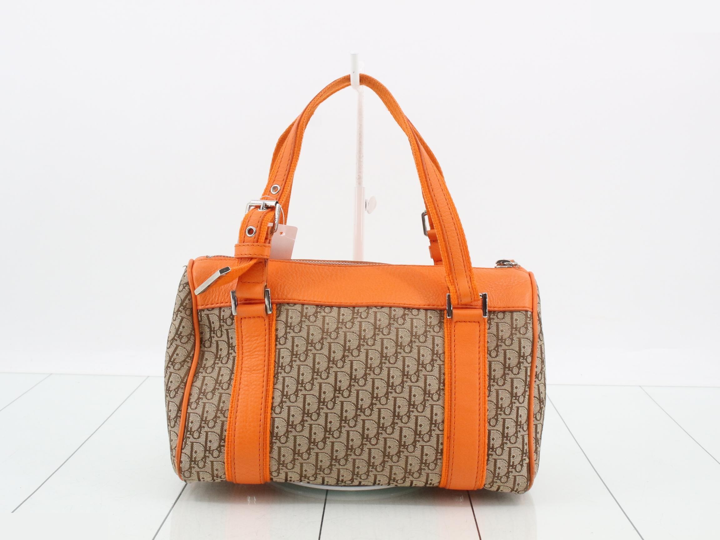 handbag — view 2