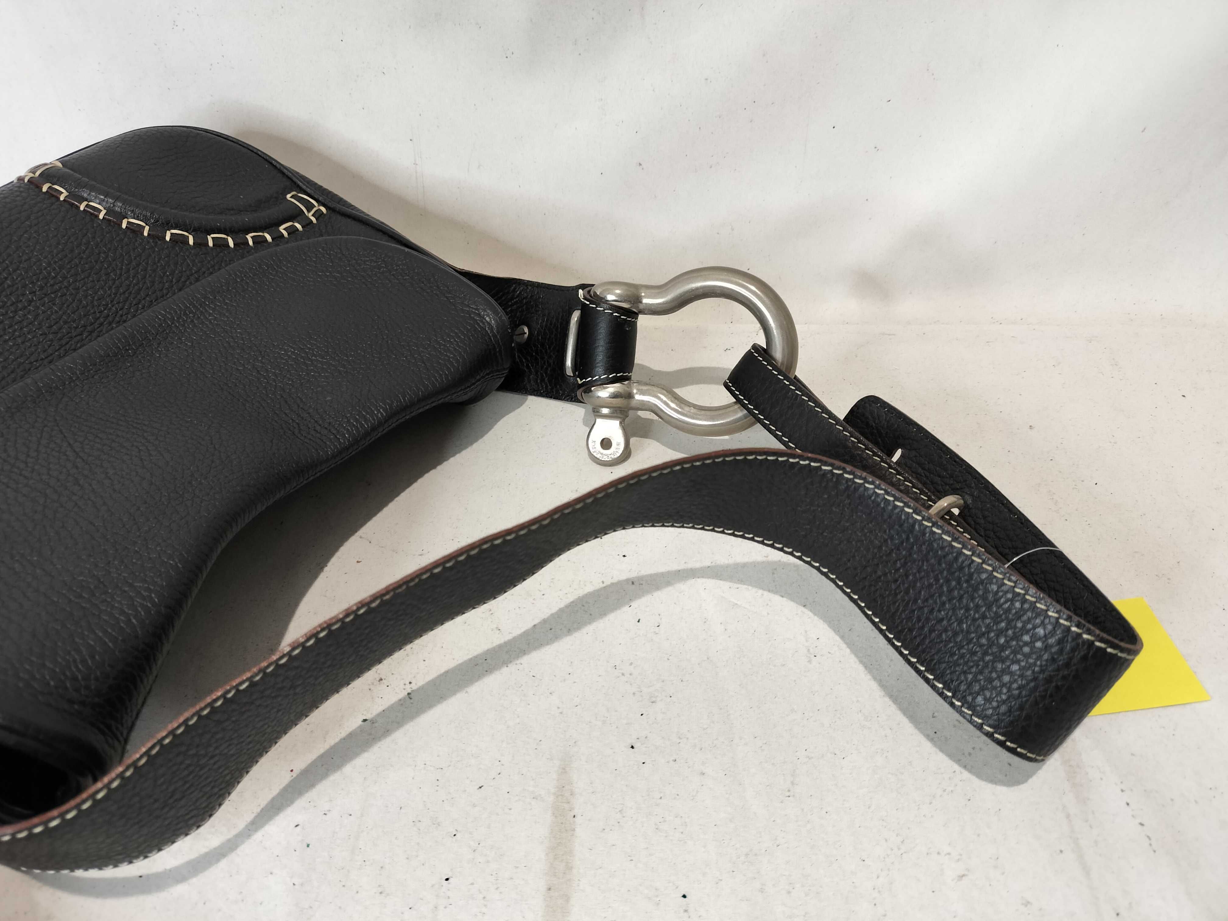London One-Shoulder Leather Black Handbag — view 3