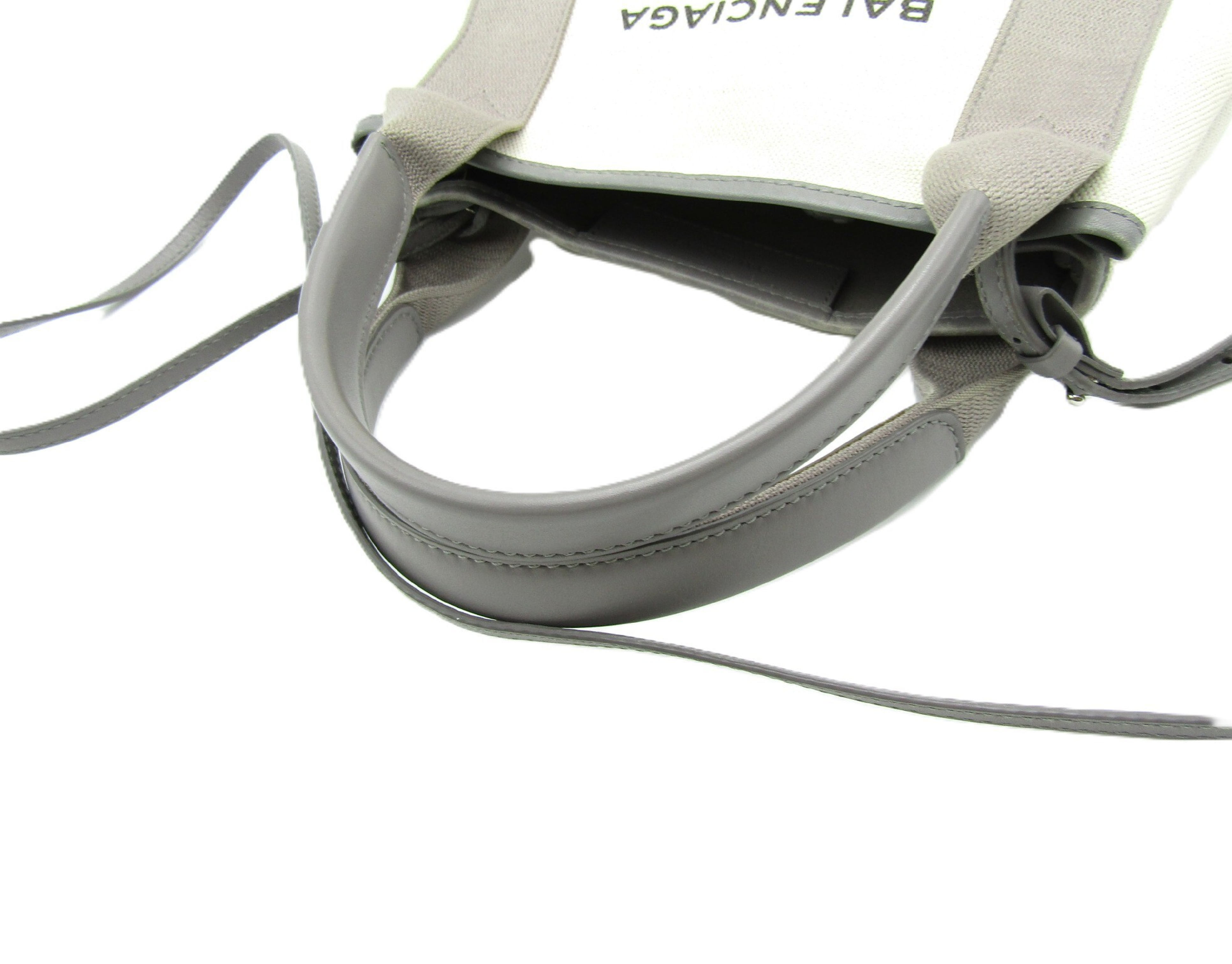Navy Cabas XS 390346 Natural/Gray Silver Hardware Handbag — view 3