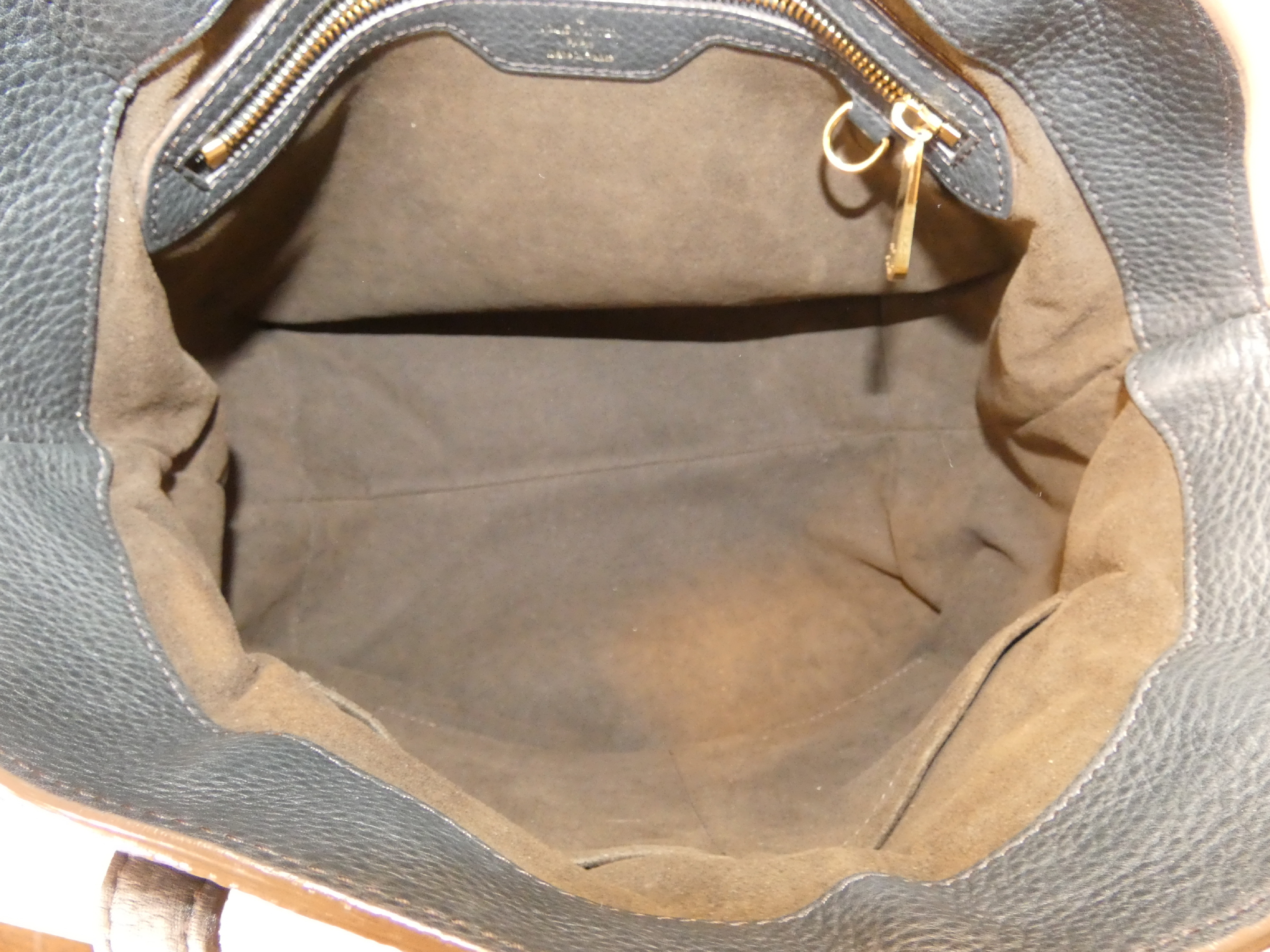 Mahina Seals PM Noir Tote Handbag — view 7