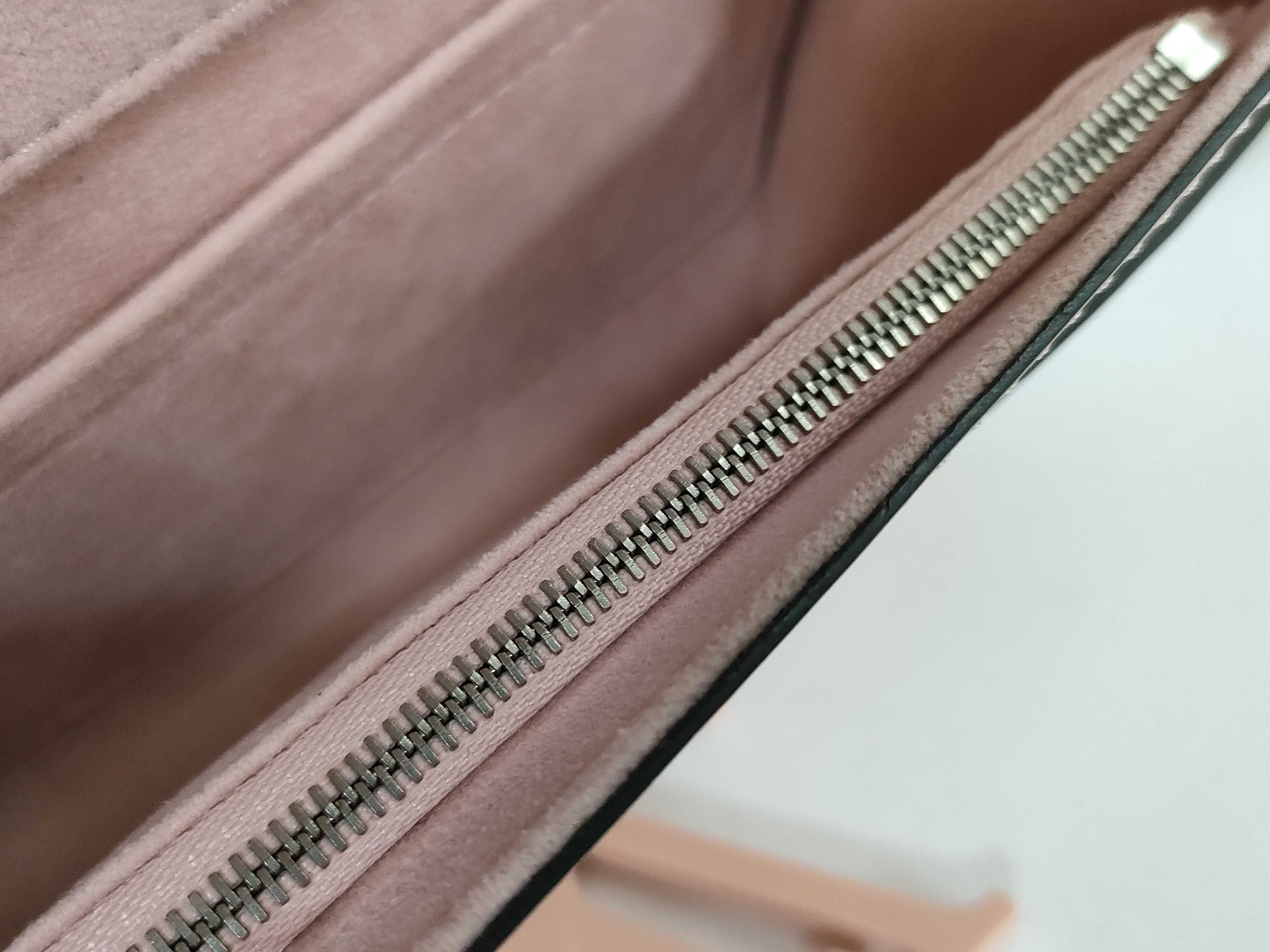 Epi Pochette Louise PM Shoulder Bag — view 11