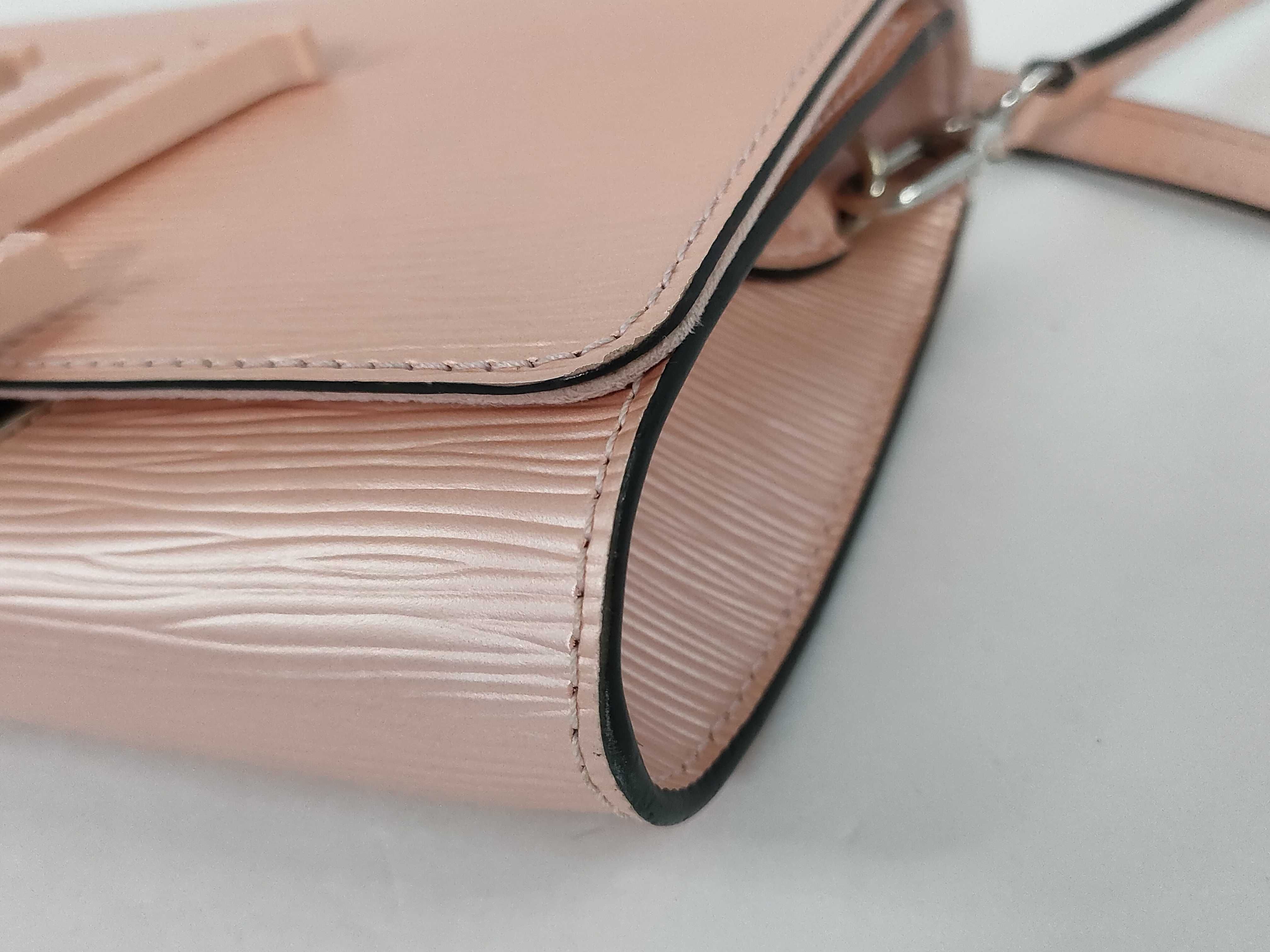 Epi Pochette Louise PM Shoulder Bag — view 6