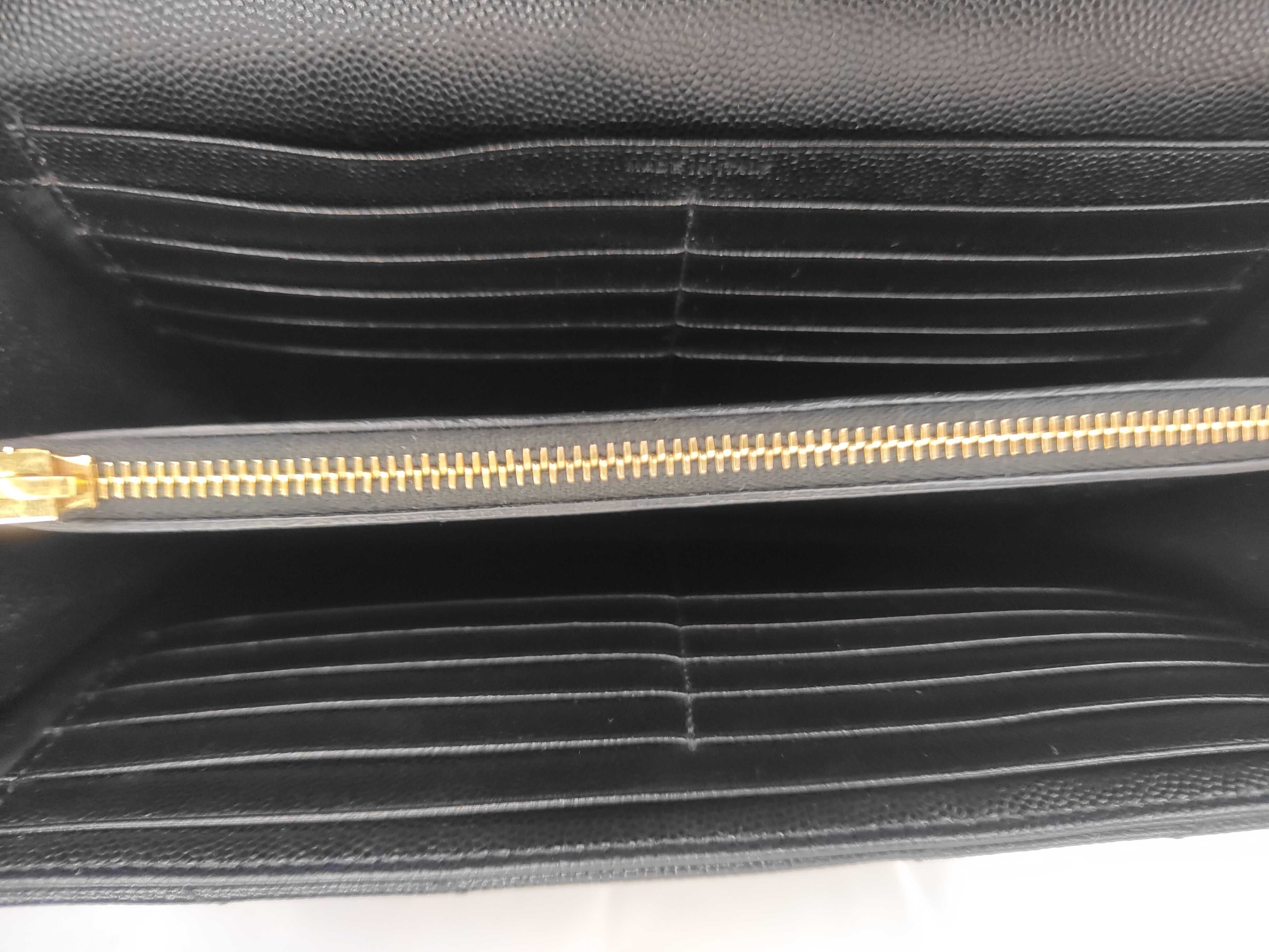 bags and wallets — view 8