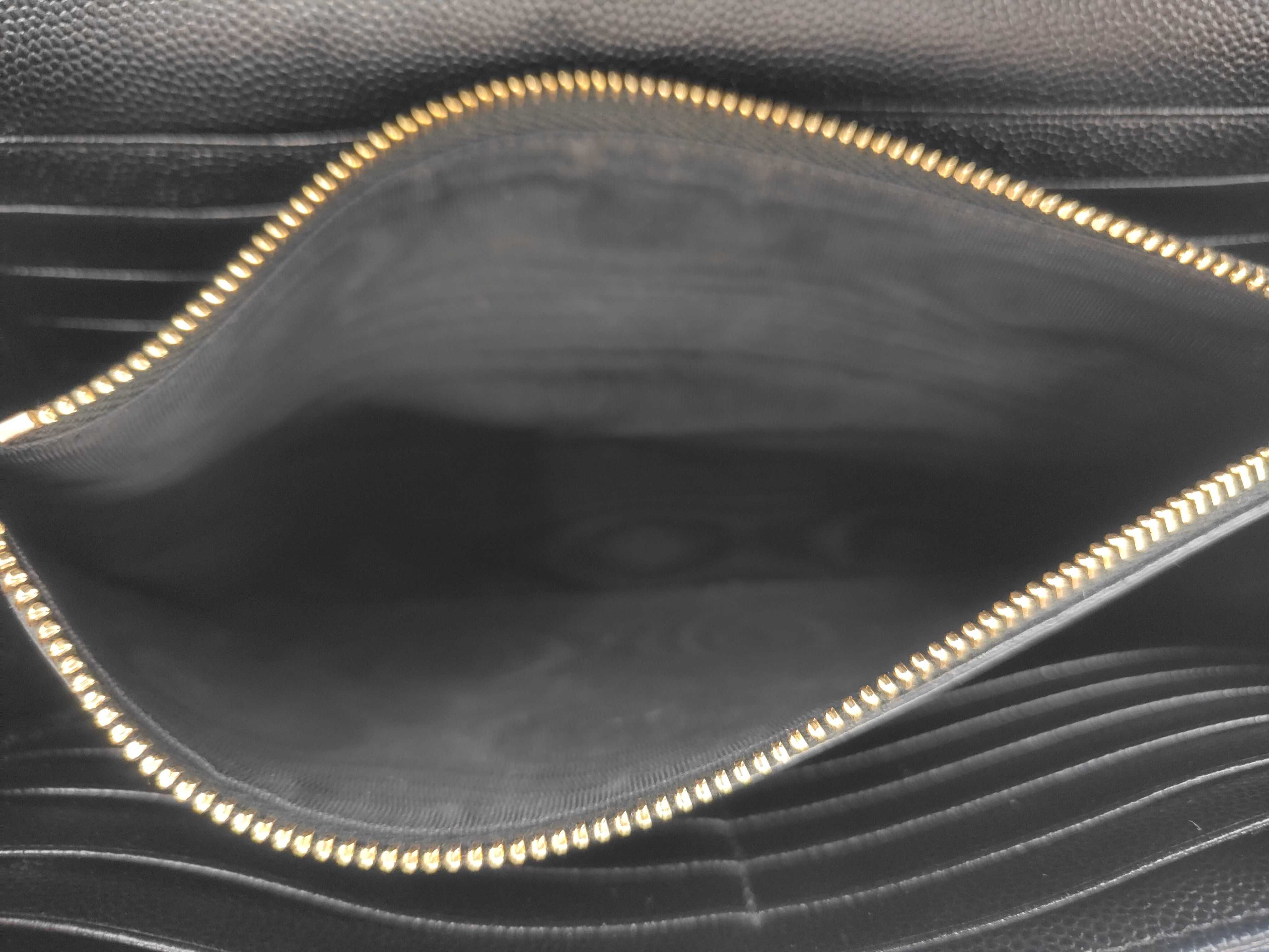 bags and wallets — view 9