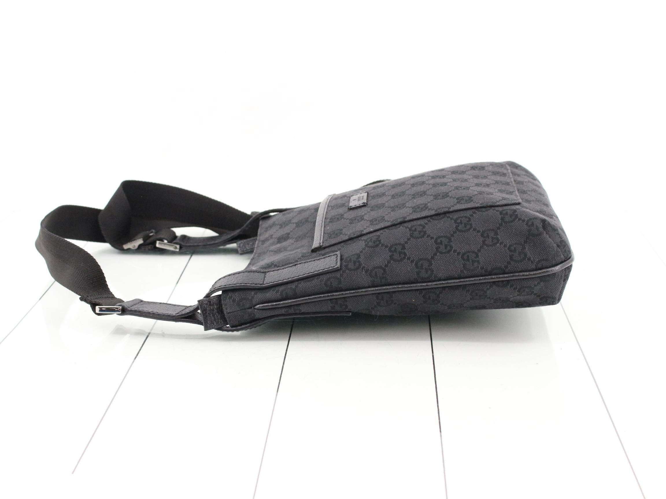 GG Canvas (Bag) - Shoulder Bag — view 4