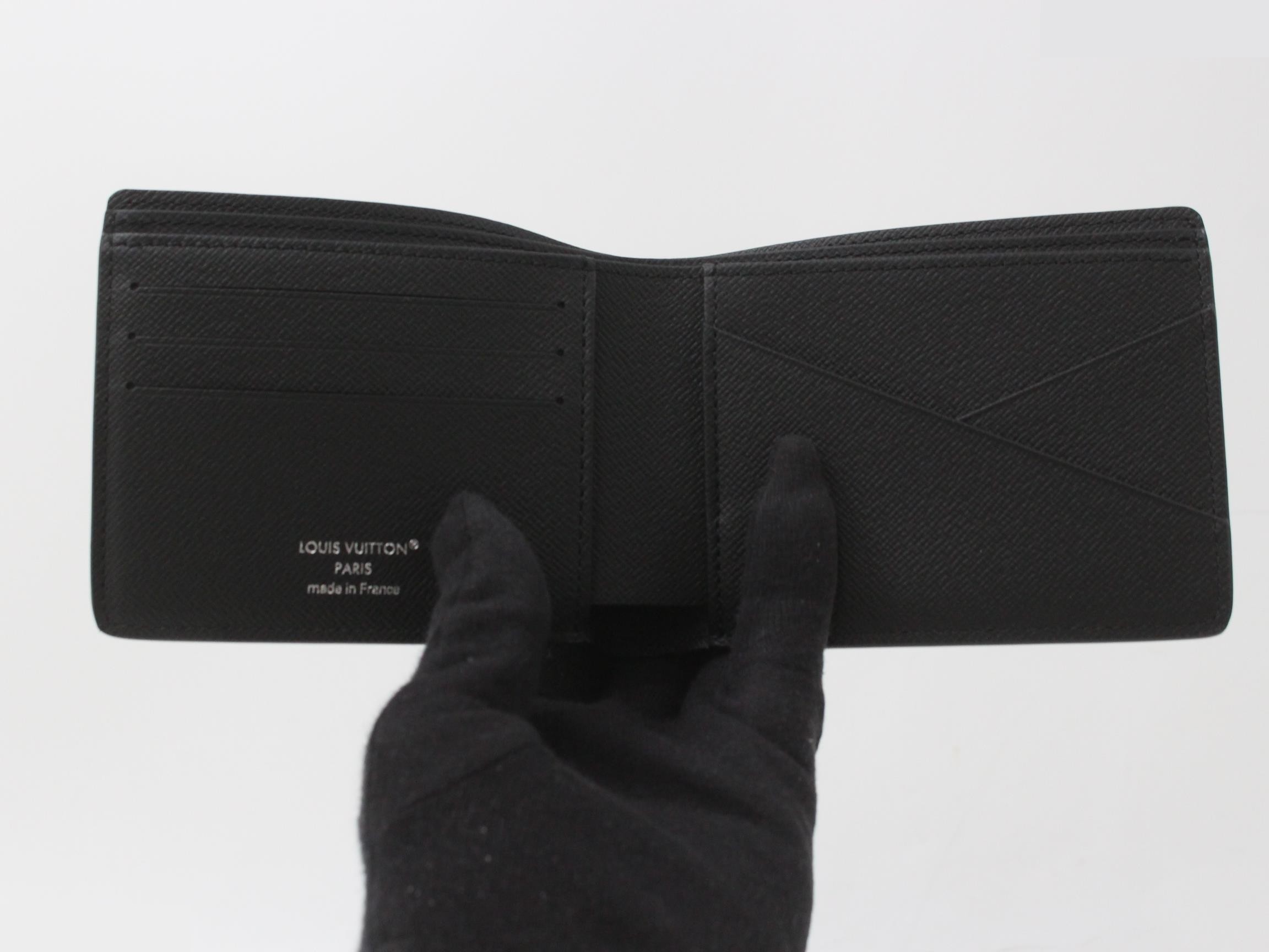 Portefeuille Multiple, unused. — view 4