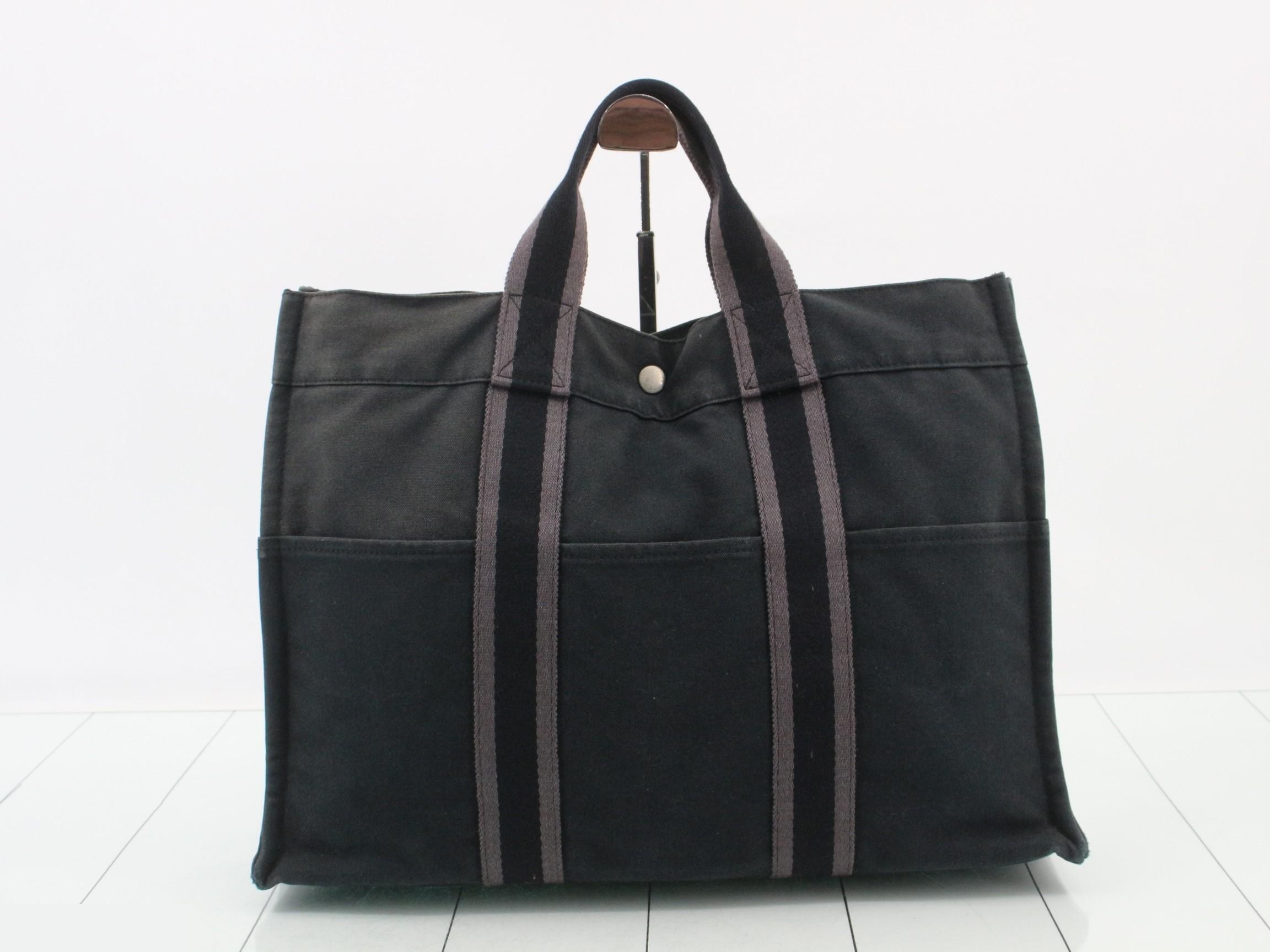 Fooltout MM Tote Bag — view 2