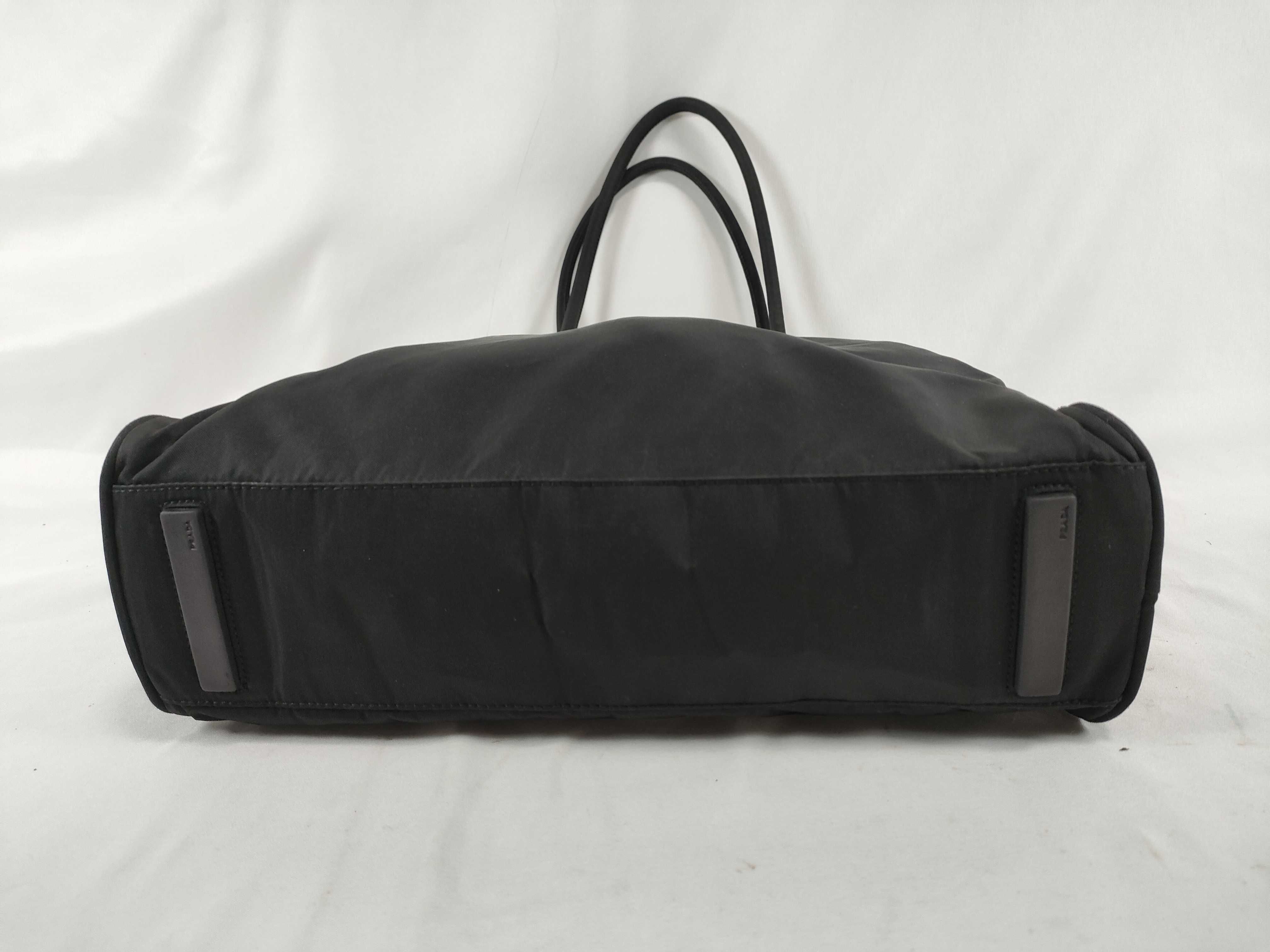 nylon leather handbag, black, serial number, padlock, key. — view 8