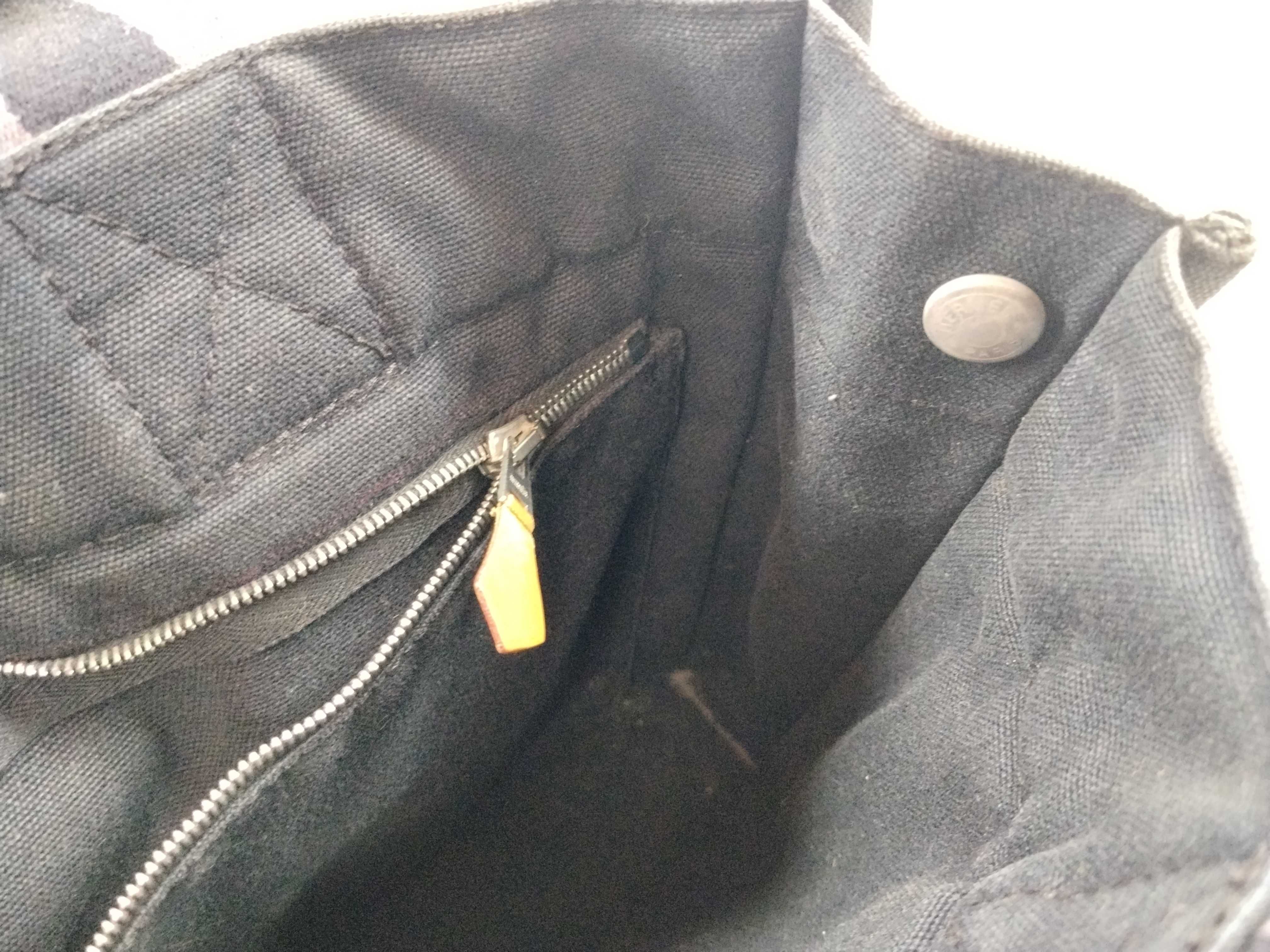 Fourre-Tout PM Tote Bag — view 11