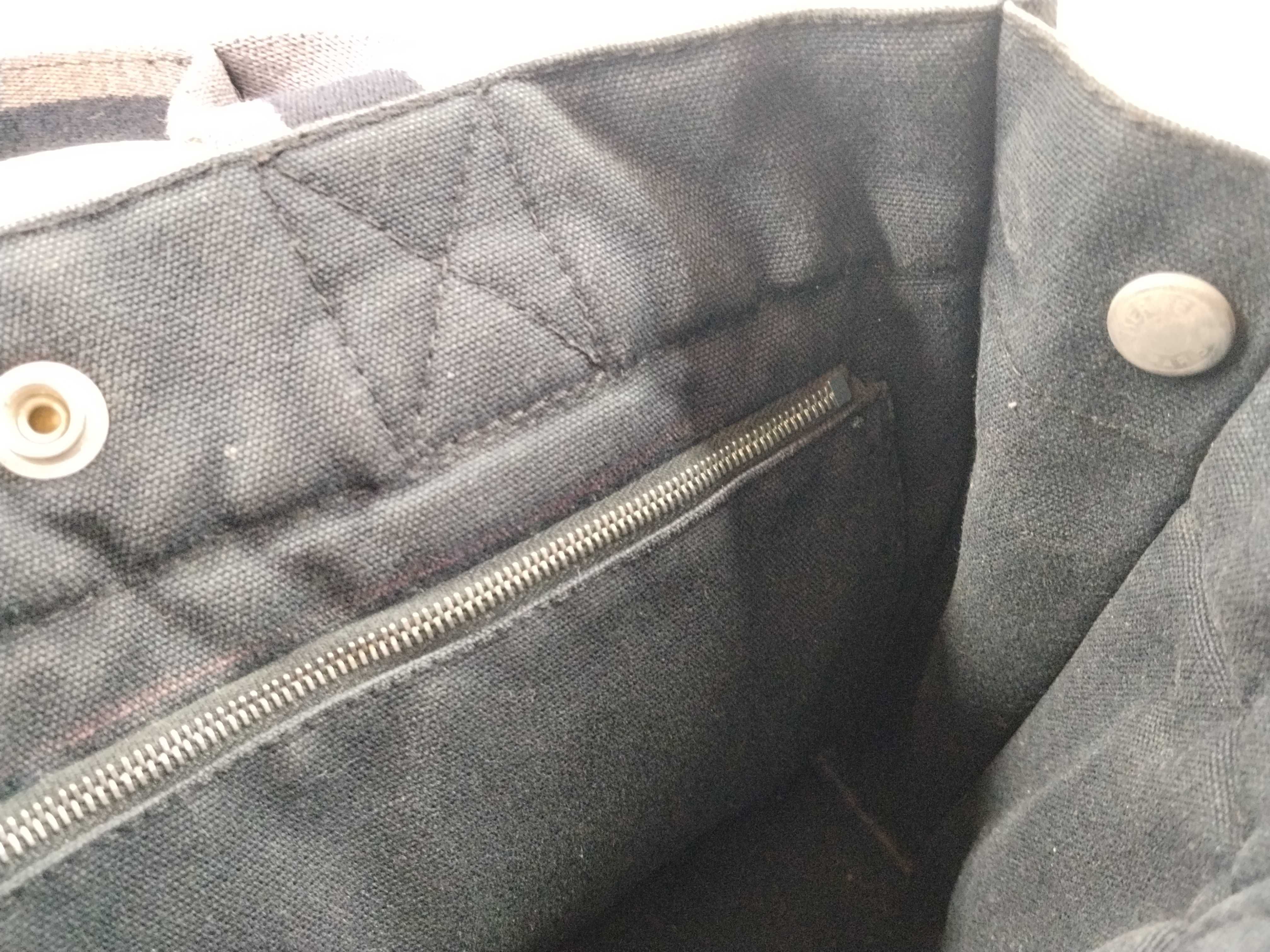 Fourre-Tout PM Tote Bag — view 13