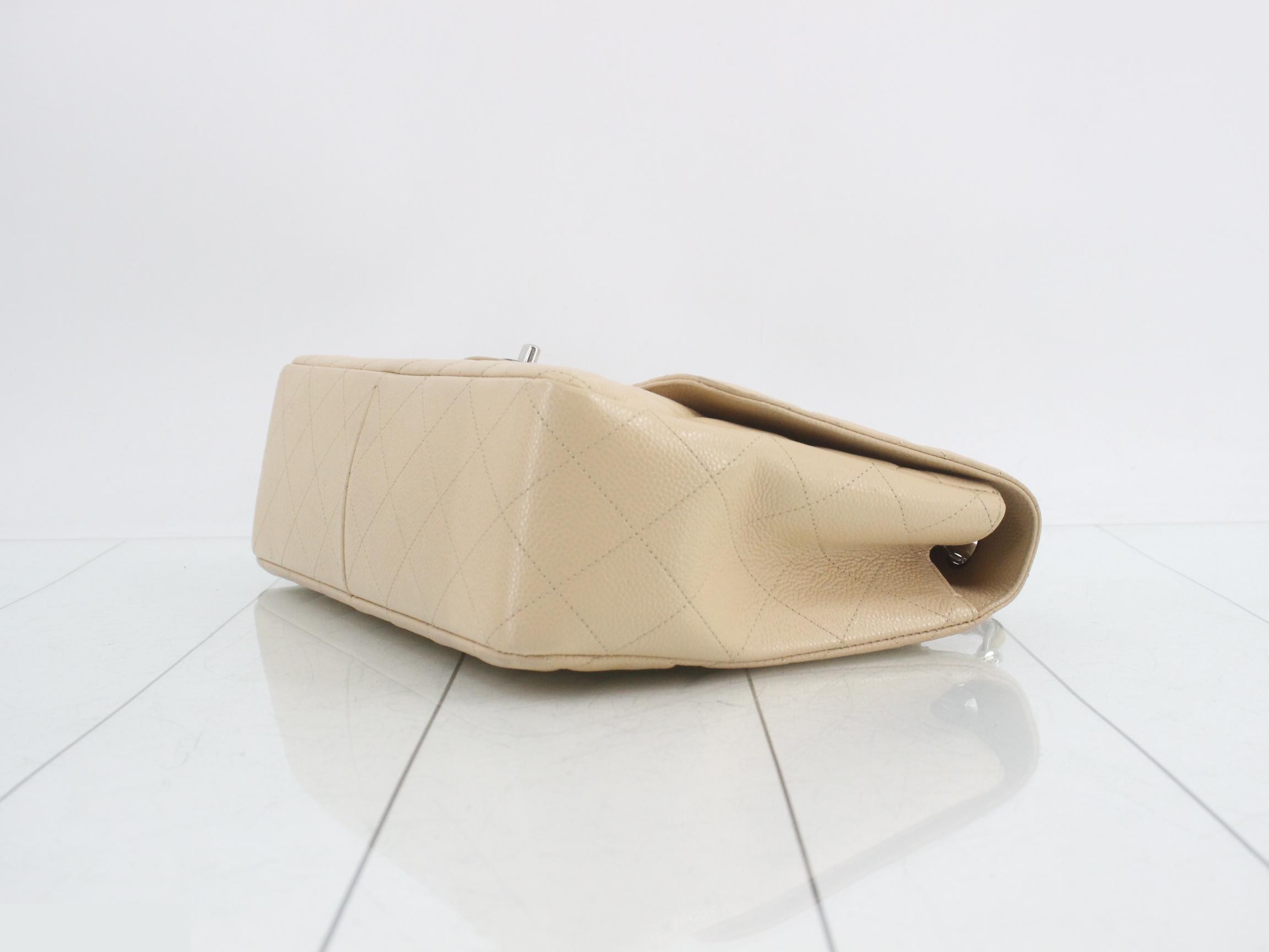 Matelassé Classic Flap Medium Caviar Skin Beige — view 6