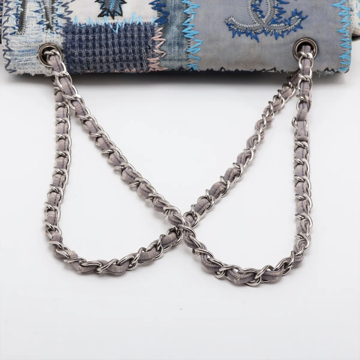 [Individually packaged] Chanel Patchwork Denim Single Flap Double Chain Bag, Blue, Silver Hardware, 20893363 — view 5