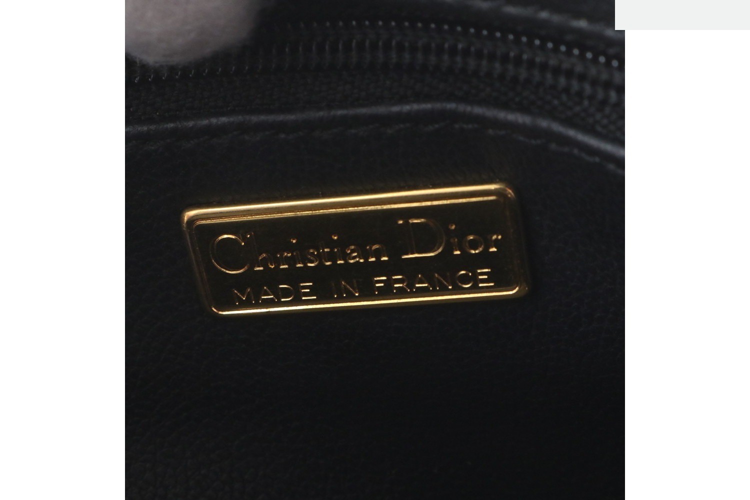 Leather handbag, tote bag, genuine leather, brand name. — view 8