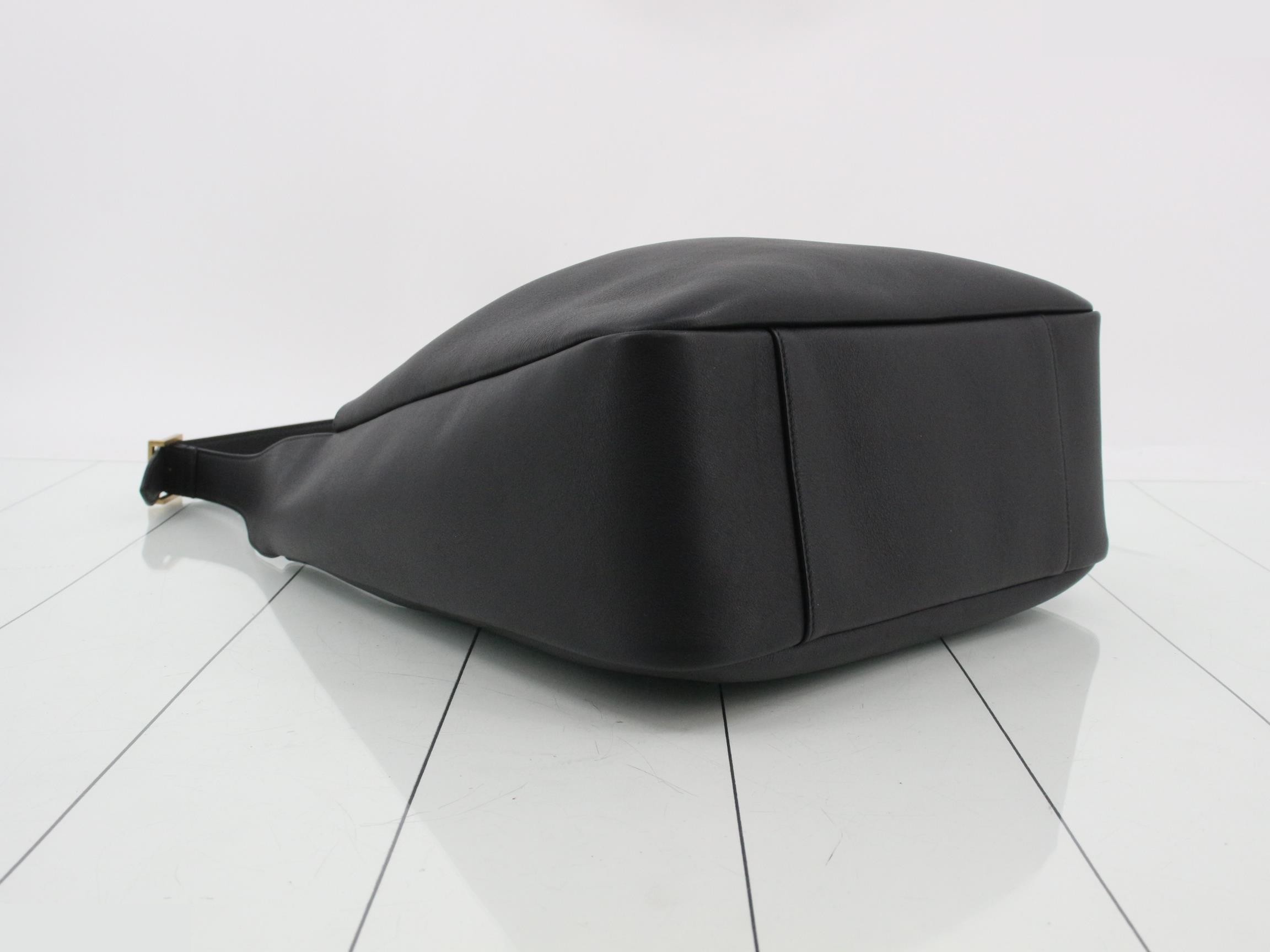 Le Cincassette Leather Semi-Shoulder Bag, Black — view 5
