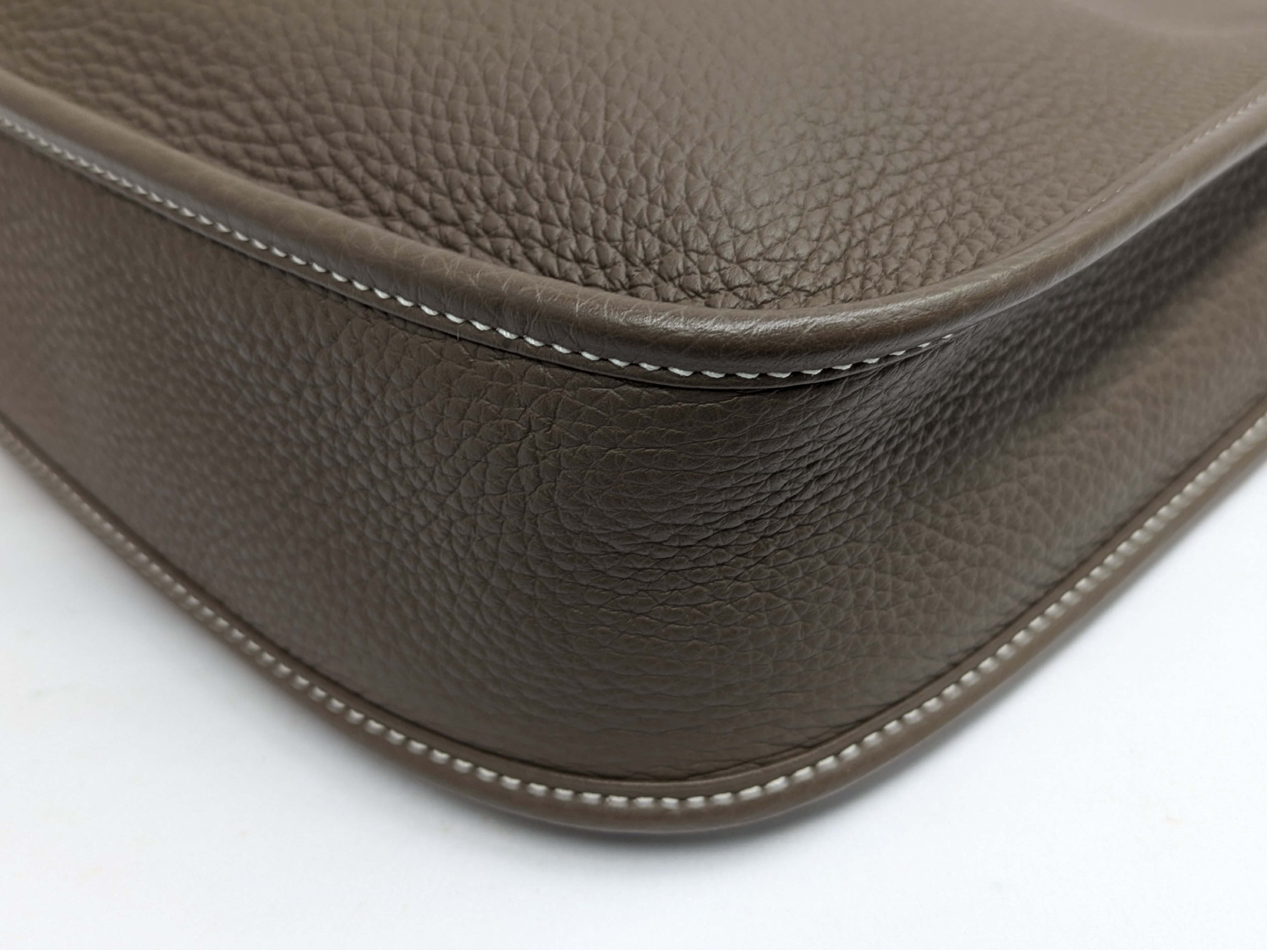 Evelyne III PM Taurillon Clemence Etoupe Silver Hardware B Stamp Shoulder Bag — view 4