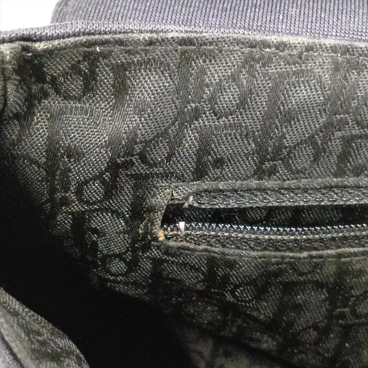 Hardcore Canvas Shoulder Bag, Navy — view 13