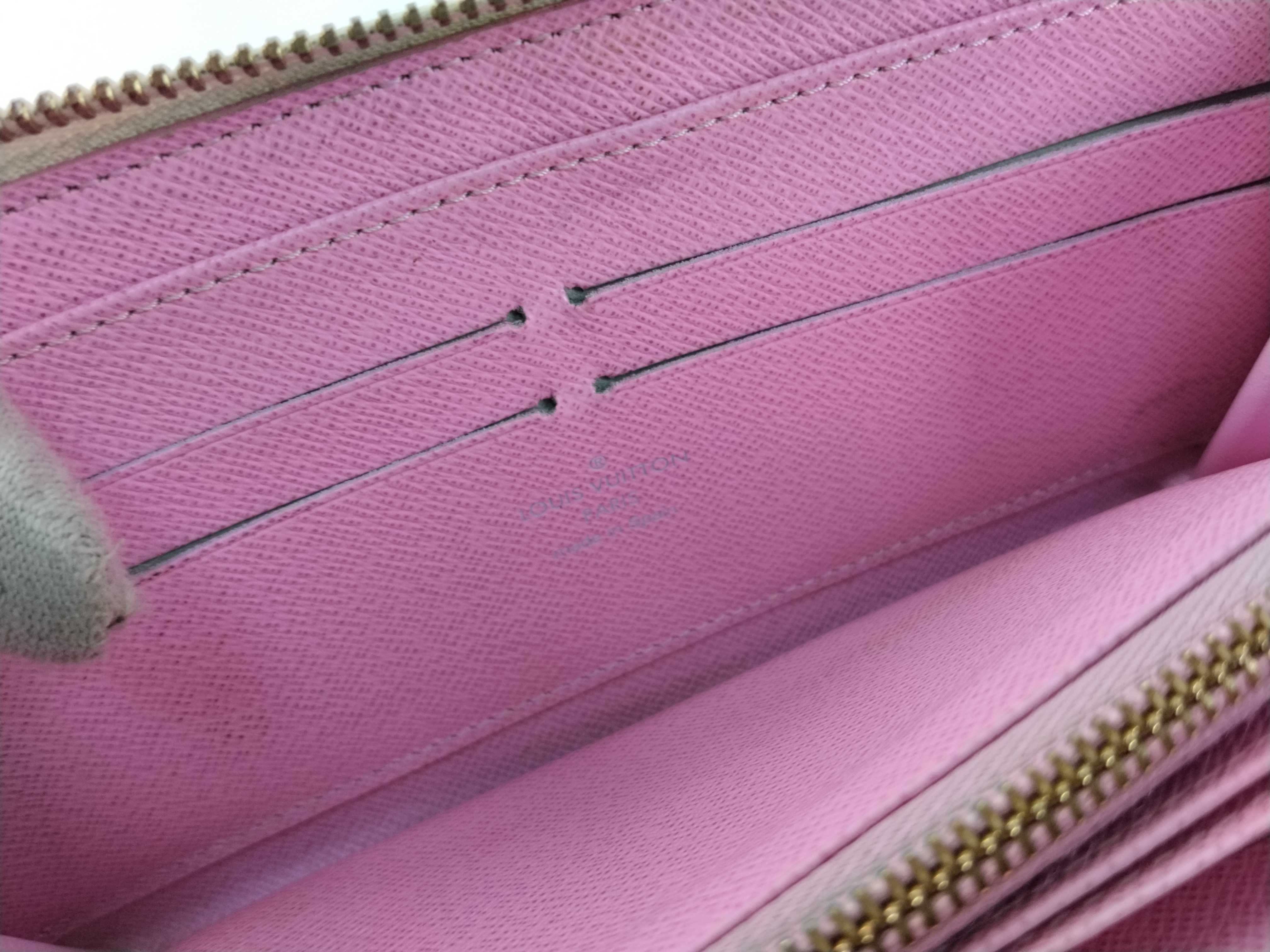 Monogram Multicolore Zippy Wallet, Blanc (Black stain inside) M60241 CA4124 Wallet — view 12