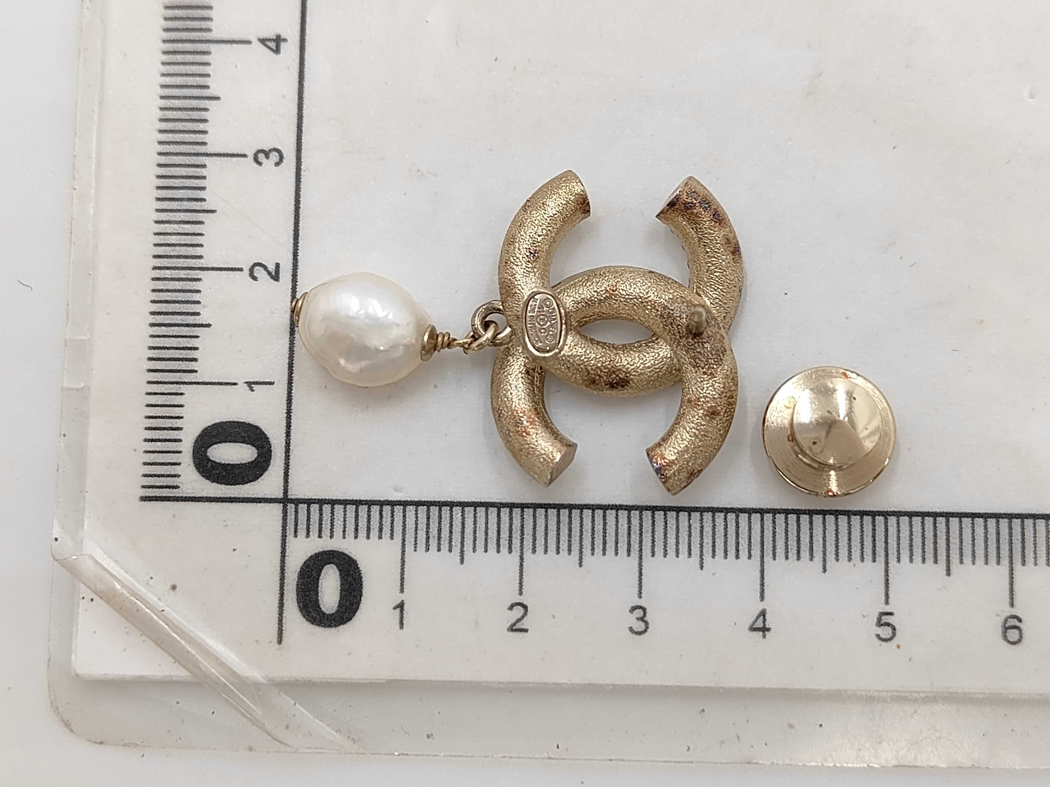 Coco Mark Faux Pearl Pin Brooch 11C Brooch — view 7
