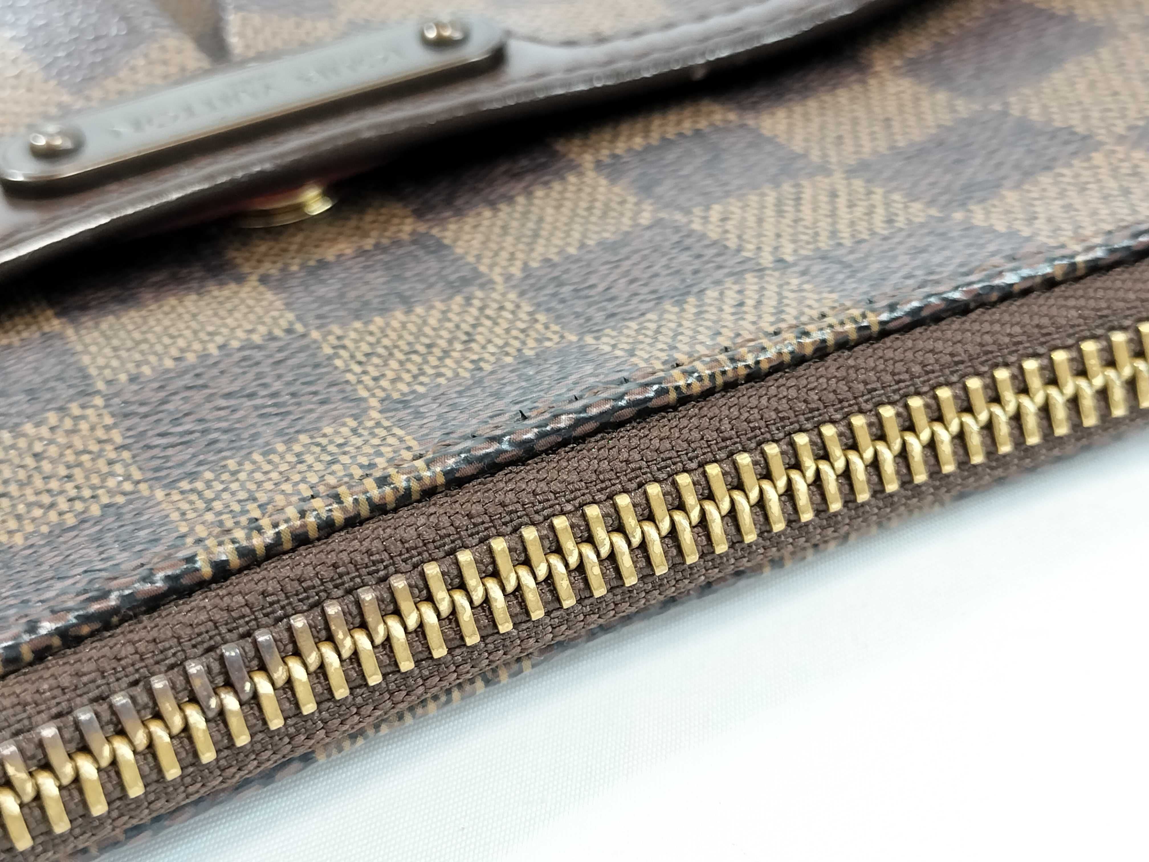 Damier N42251 Bloomsbury PM Shoulder Bag — view 6