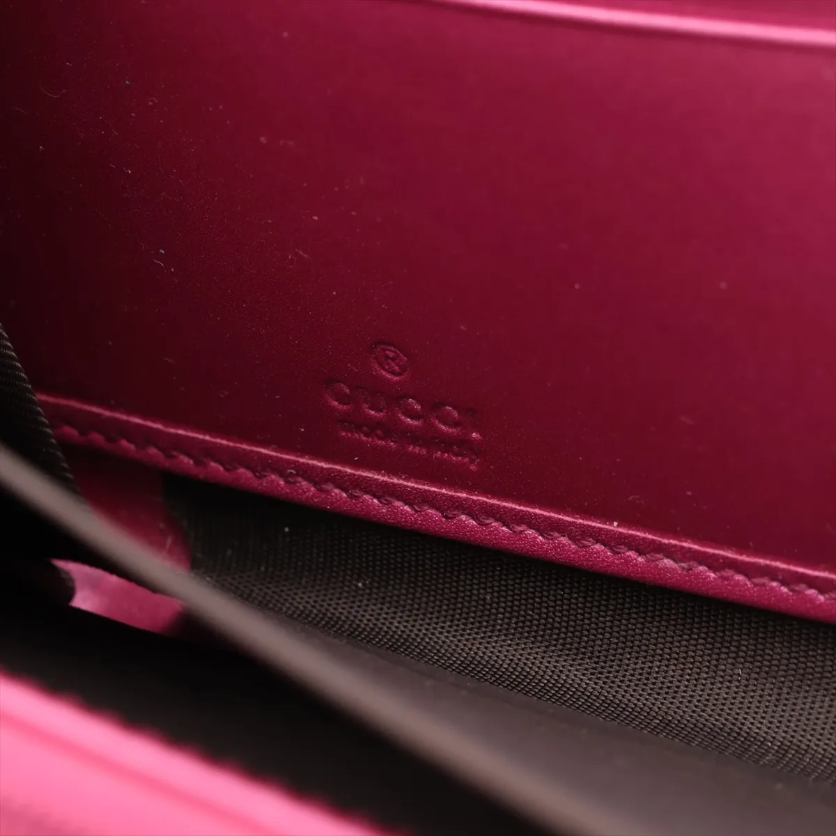 Shiny Microguccissima 307997 Patent Leather Round Zip Wallet Pink — view 9
