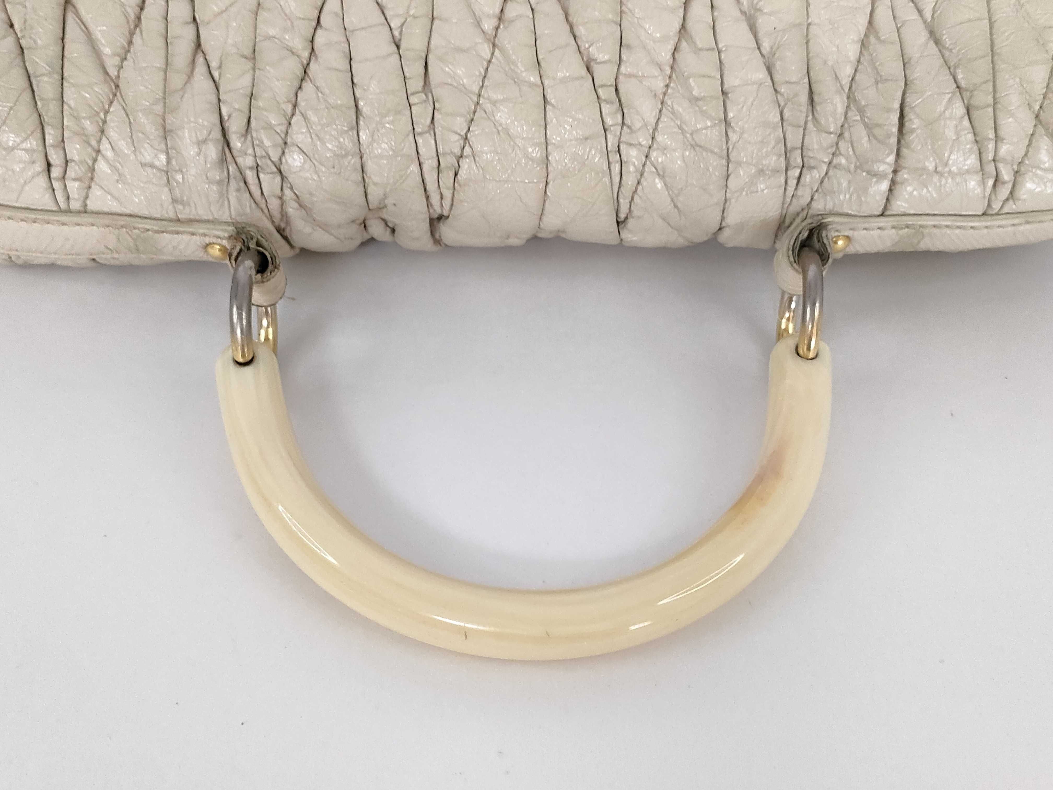 handbag — view 3