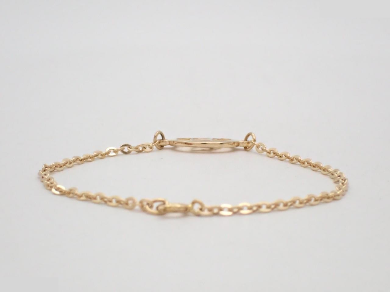 Other lines: Precious metal bracelets and bangles (metal), wrist circumference approximately 18 cm. — view 2
