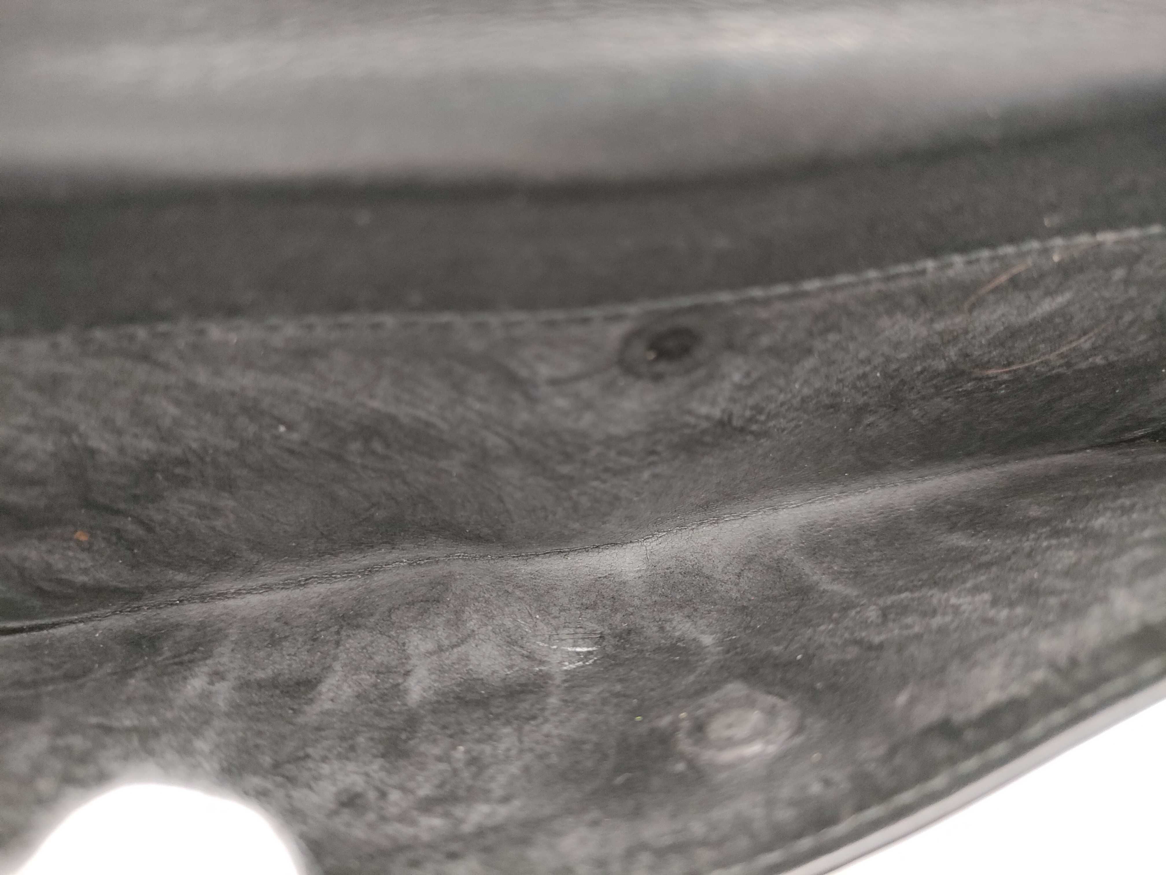 Metal Clasp Leather Long Wallet — view 9