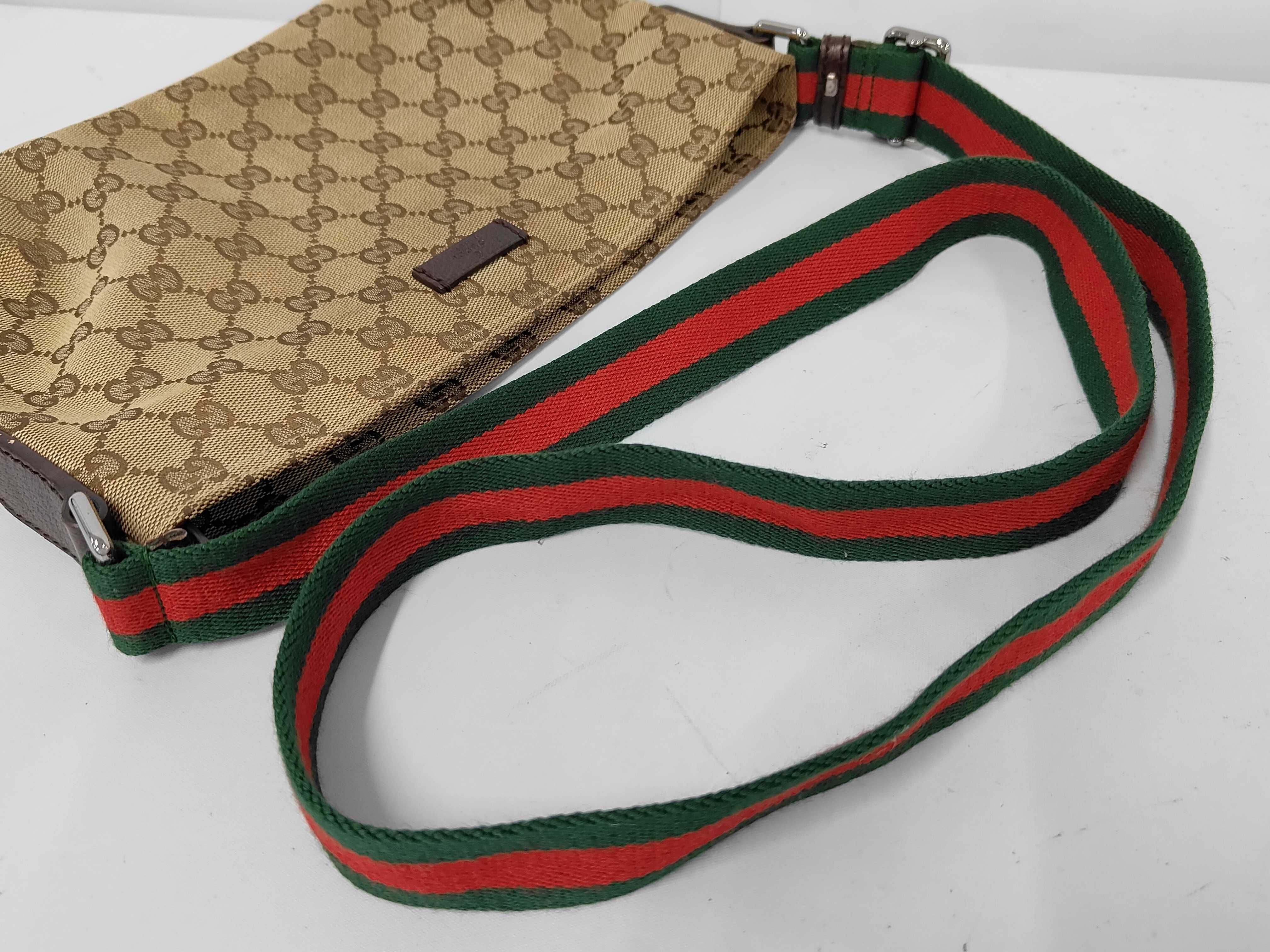 GG Canvas Shoulder Bag Sherry Shoulder Bag — view 3