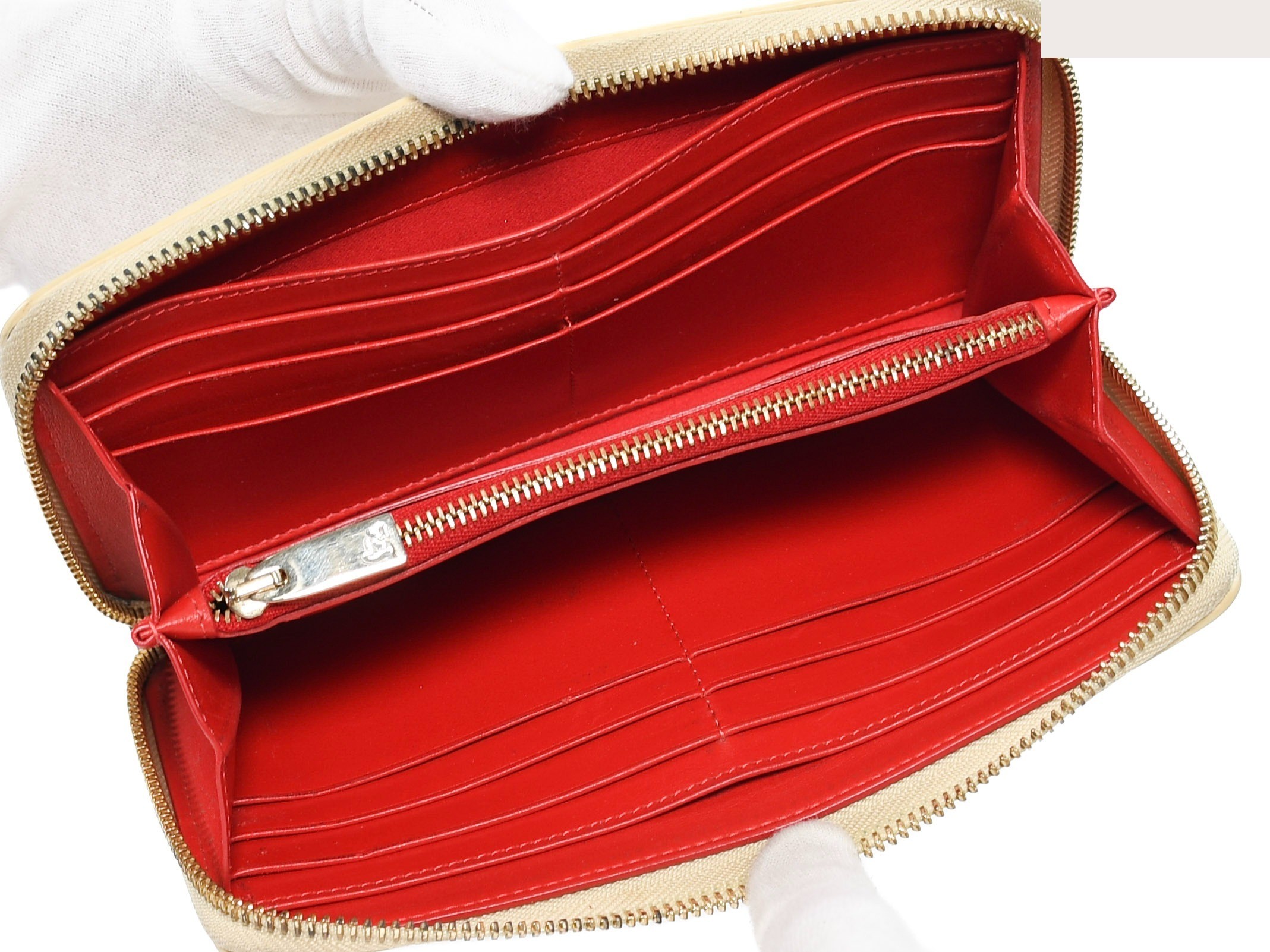 Comes with box and dust bag. Panettone round zipper wallet by Christian Louboutin. — view 8