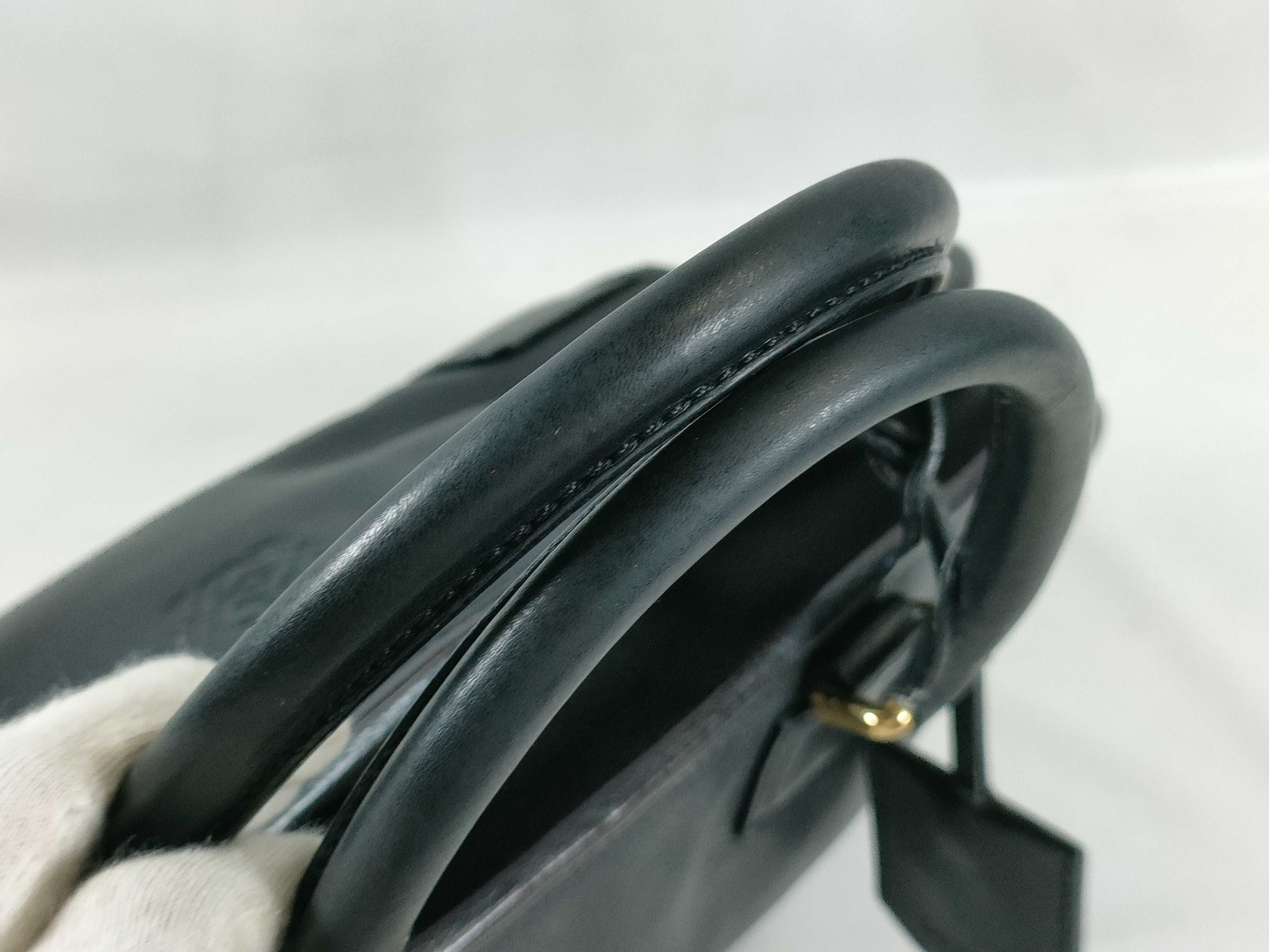 Amazona 28 Leather Handbag, Black — view 4