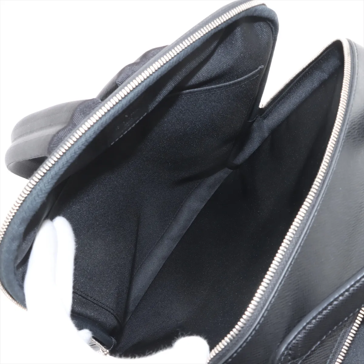 Taiga Avenue Backpack M30977 Black (RFID detected) — view 7