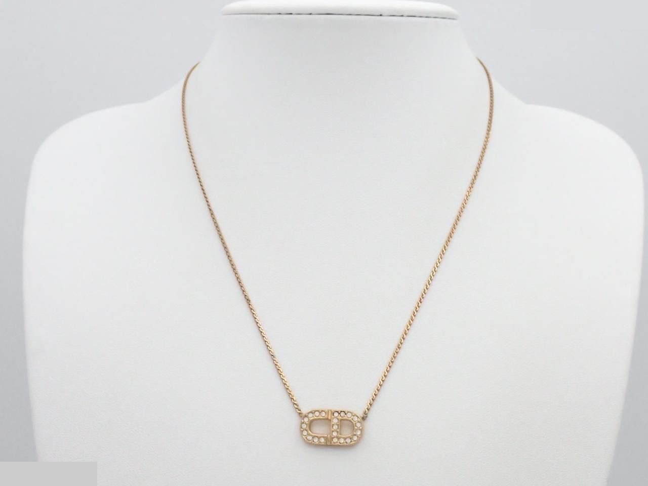 Other lines: Precious metals, necklaces, pendants, chain approximately 41cm — view 3