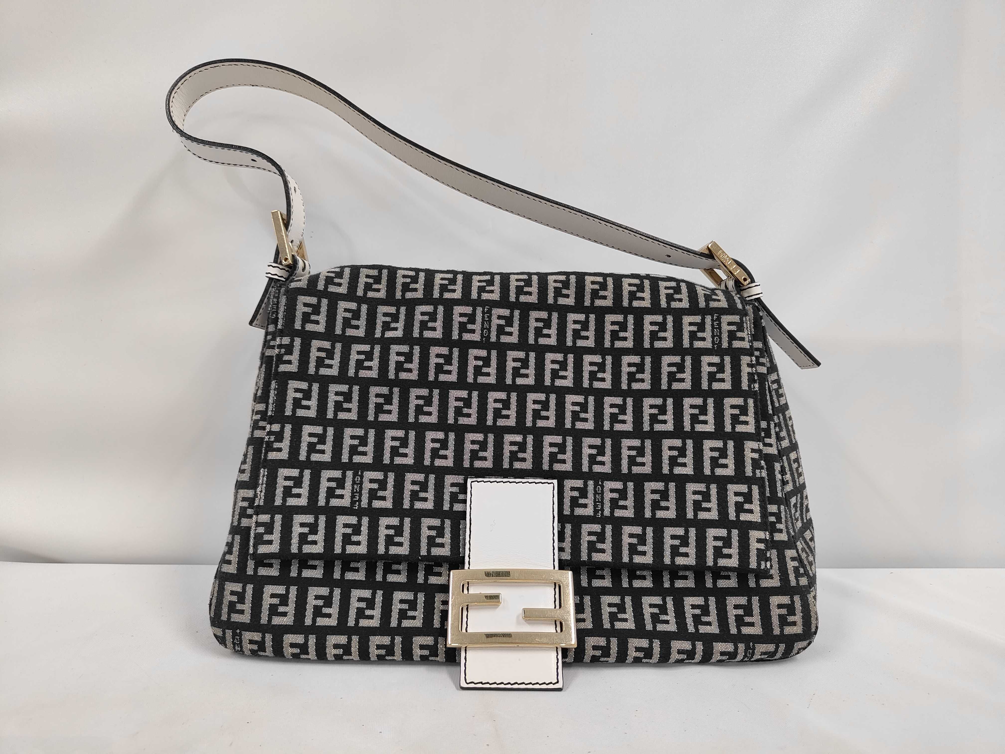 Mamma Bucket Zucchino Shoulder Bag