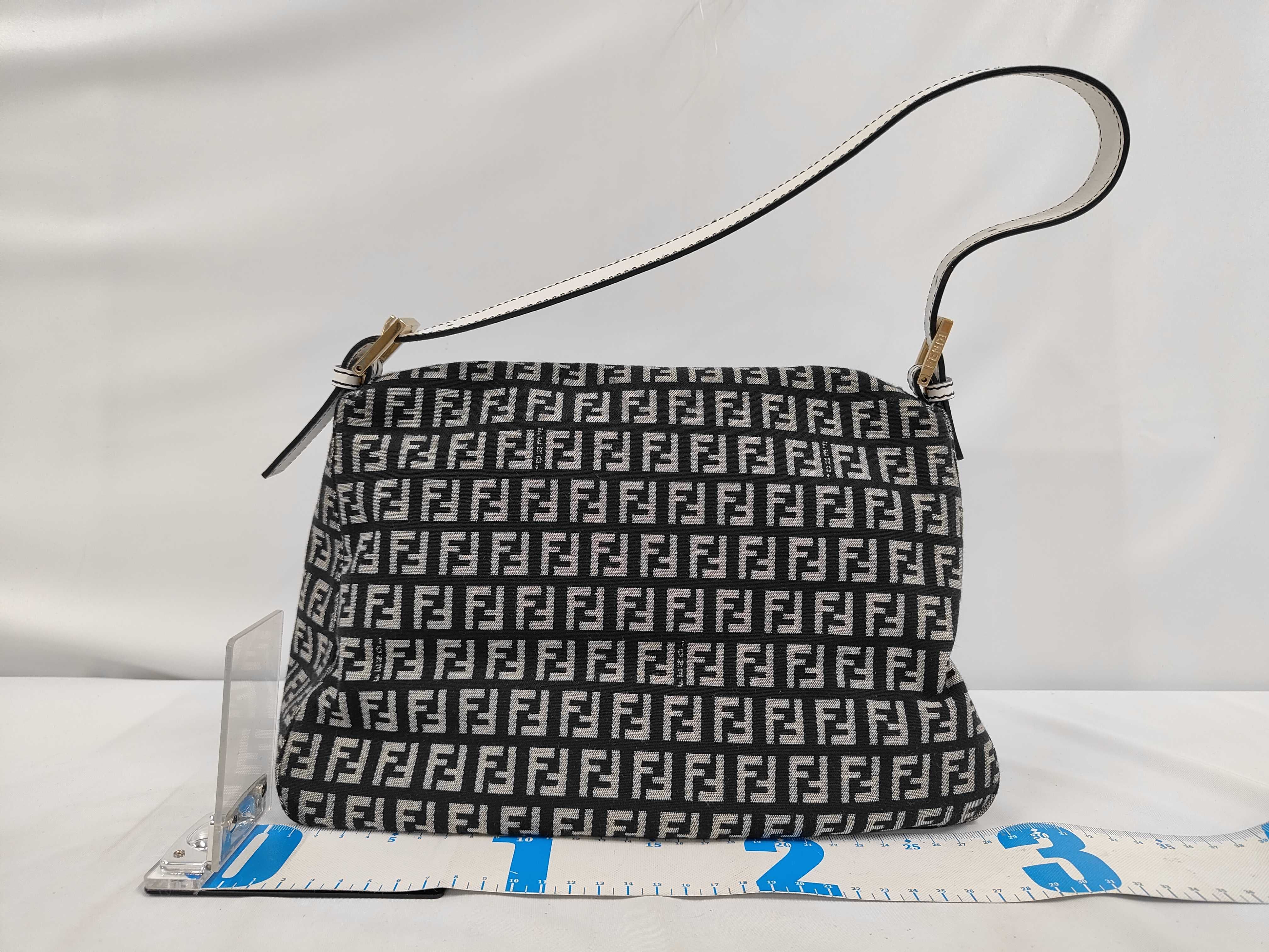 Mamma Bucket Zucchino Shoulder Bag — view 2