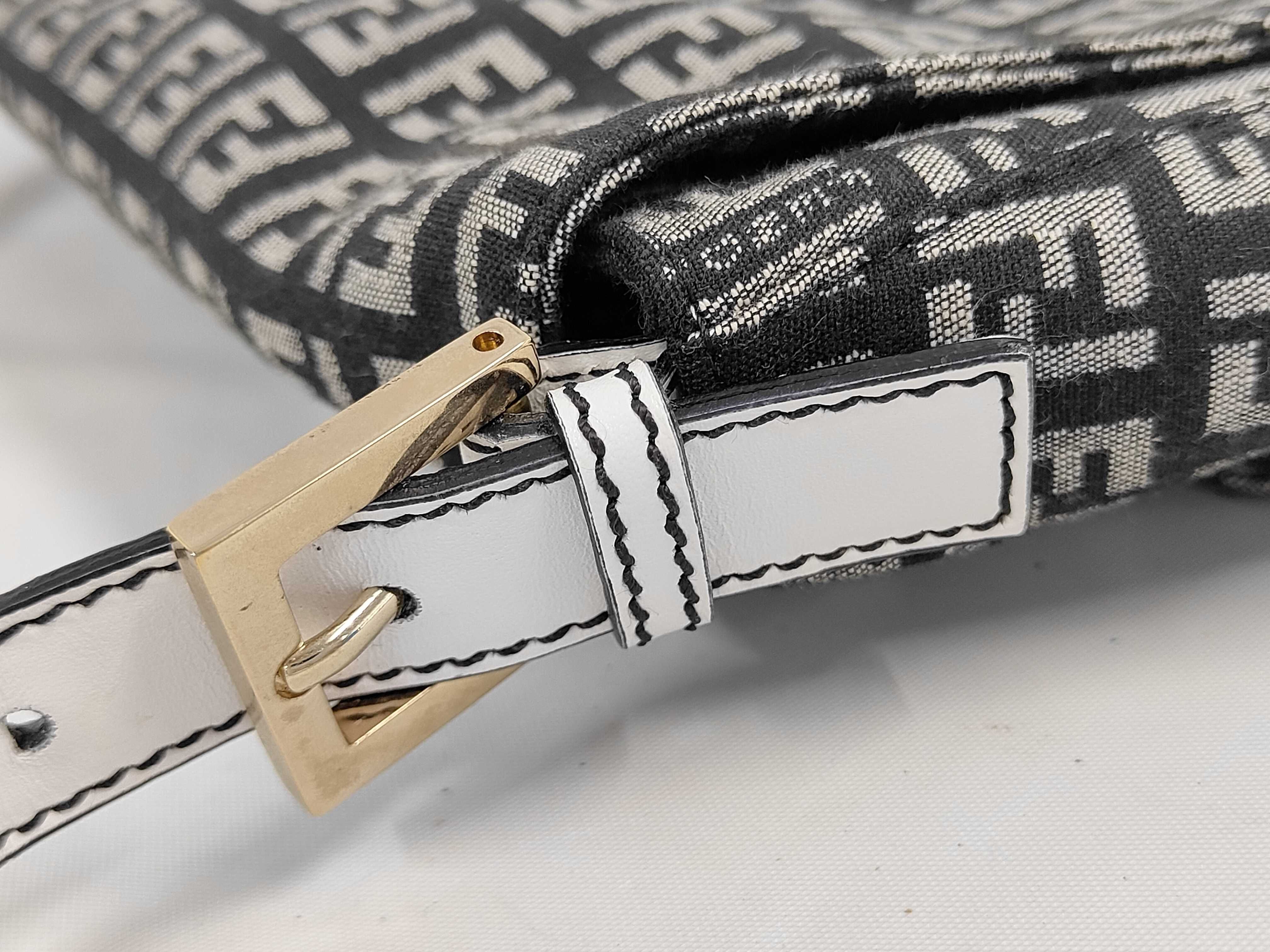 Mamma Bucket Zucchino Shoulder Bag — view 6