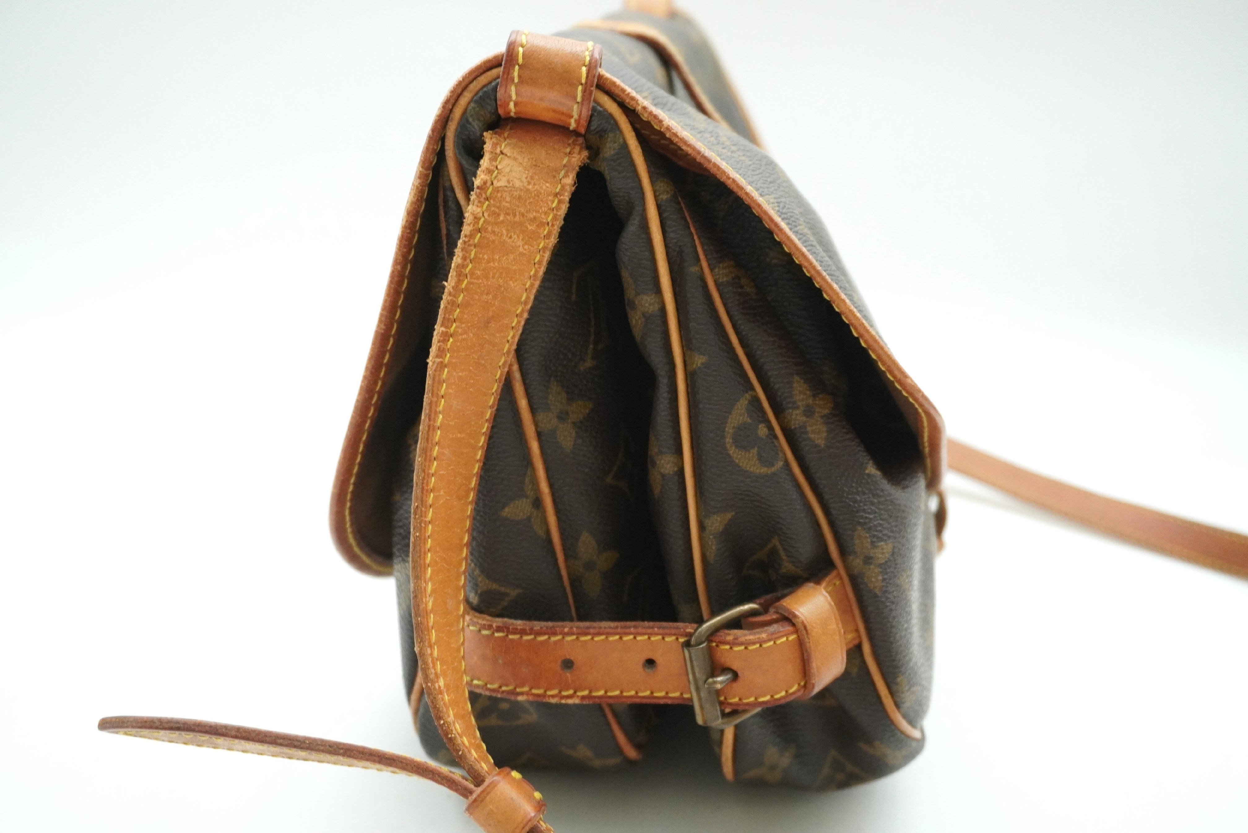 Monogram Saumur 30 M42256 Shoulder Bag — view 4