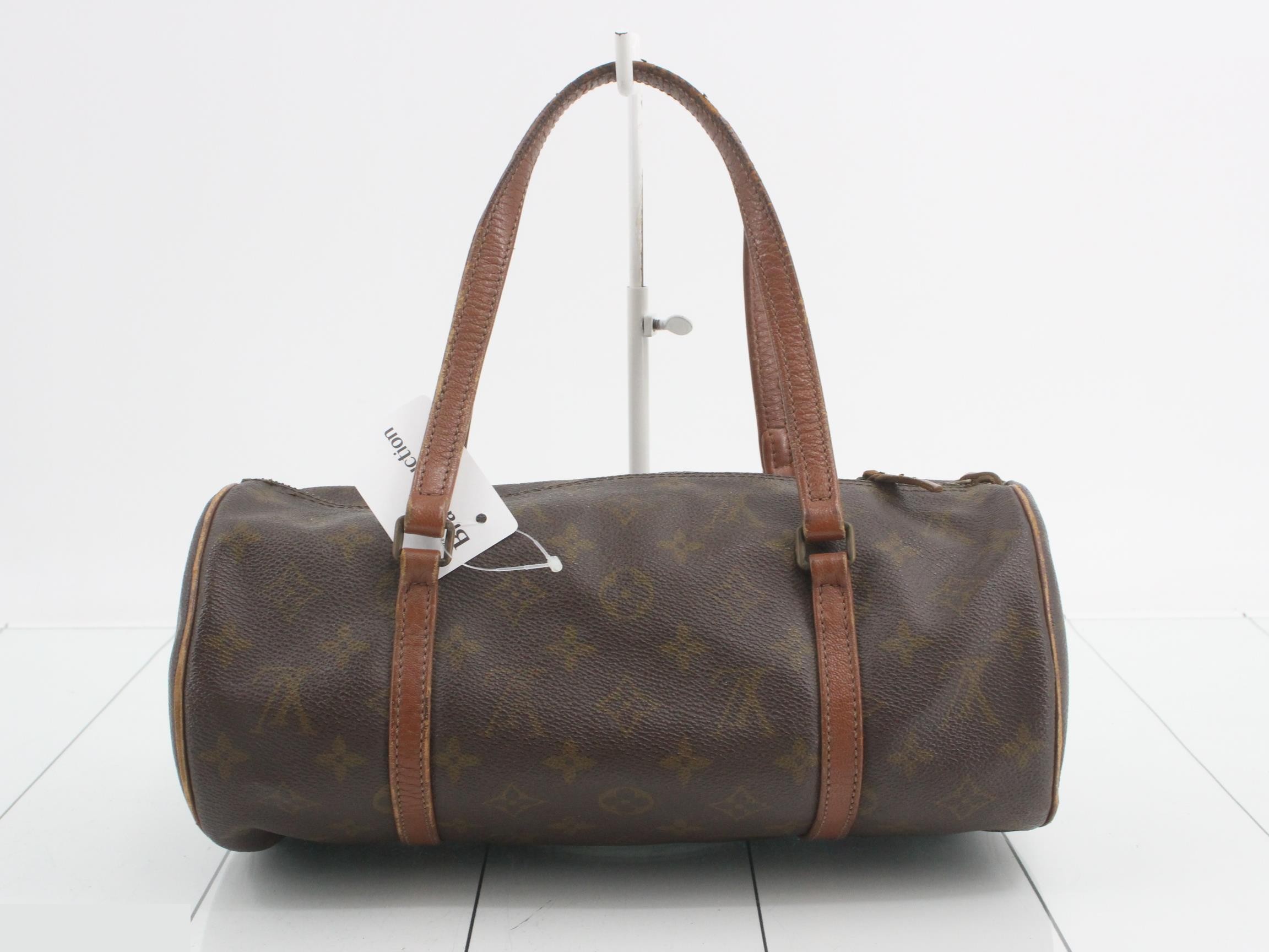 Papillon (older model) — view 2