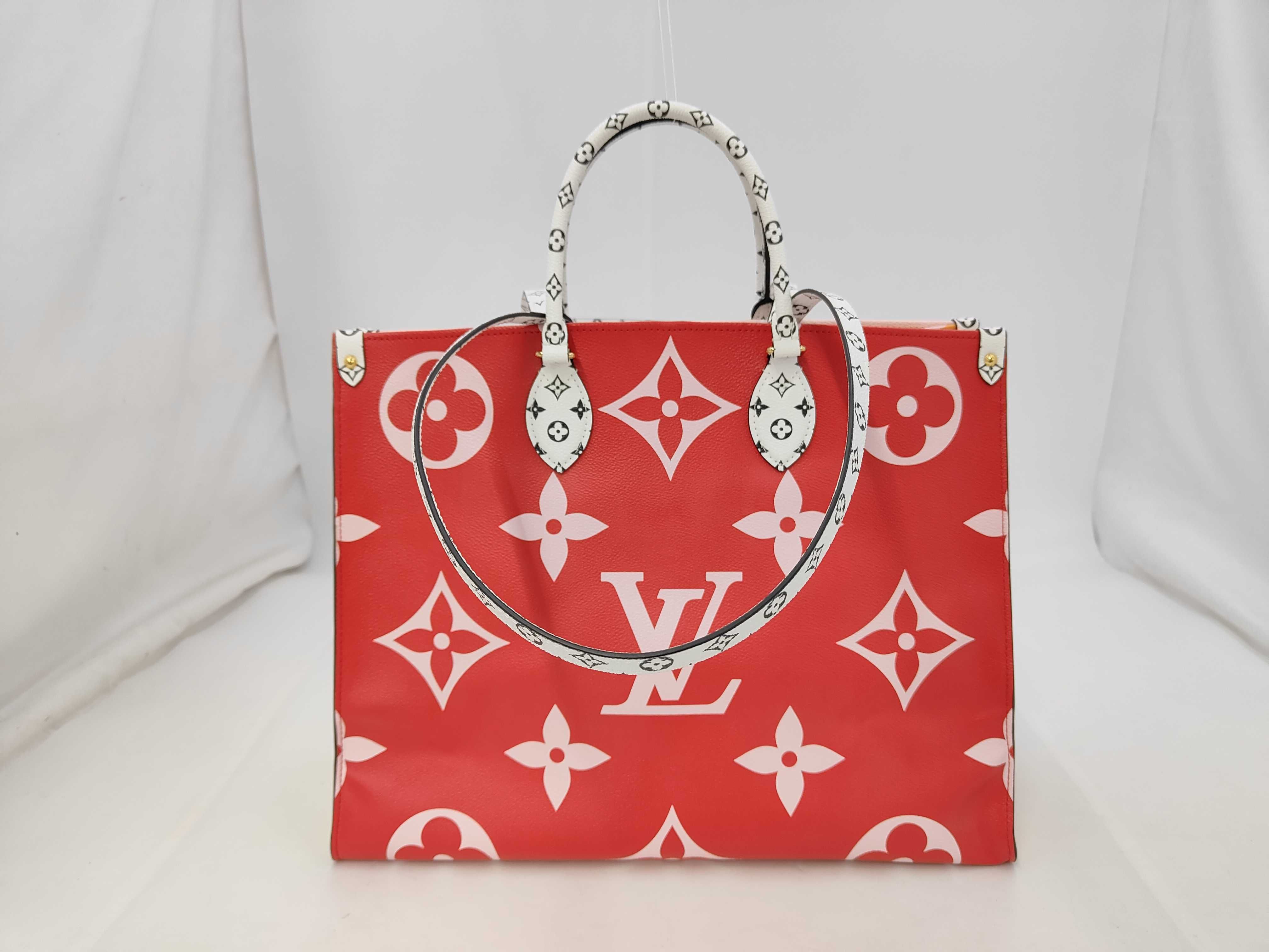Other lines Bags Monogram Giant OnTheGo GM Tote Bag