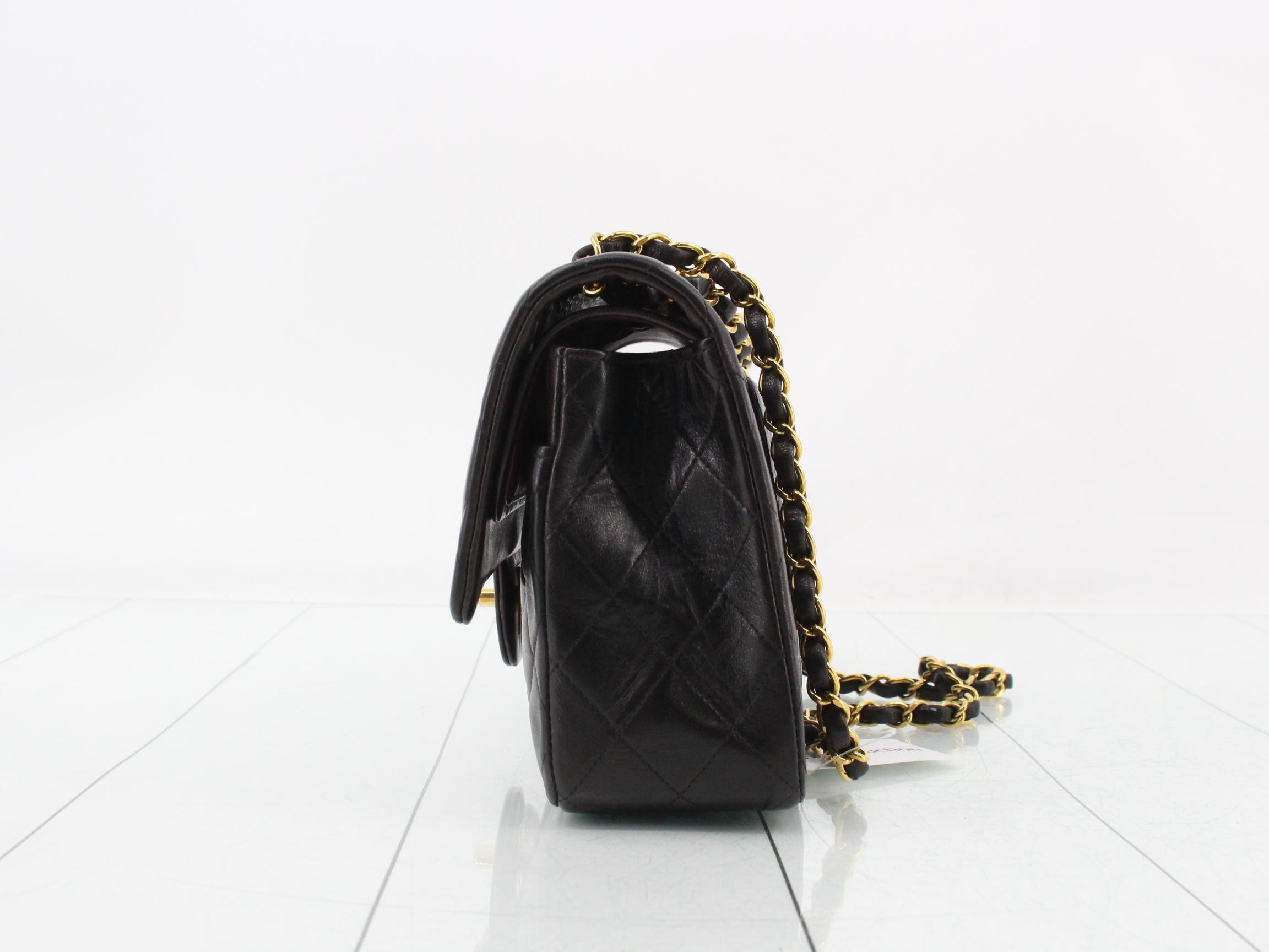 Lambskin Matelassé 25 Double Flap Double Chain Shoulder Bag — view 3